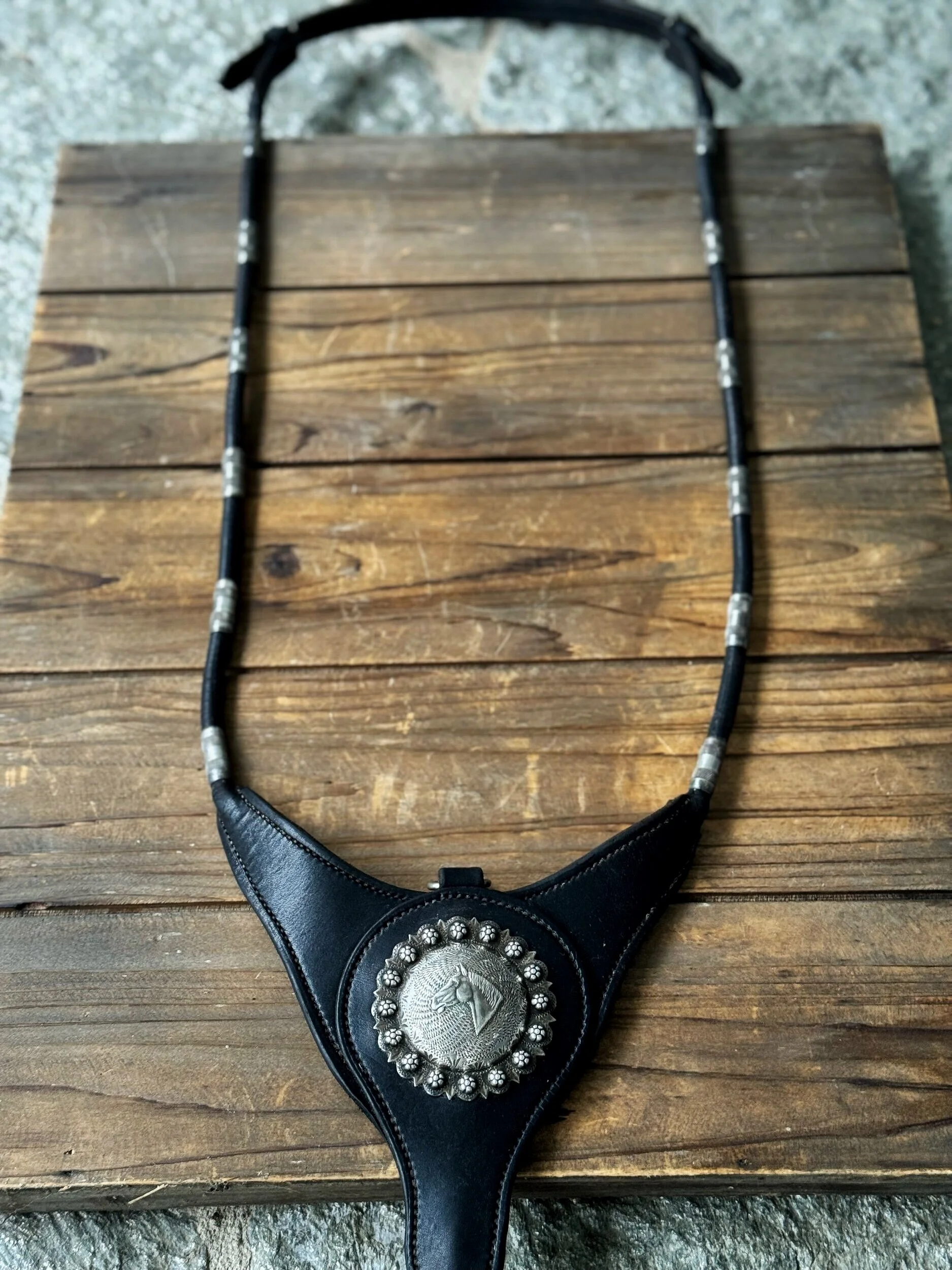 Visalia Saddlery silver martingale