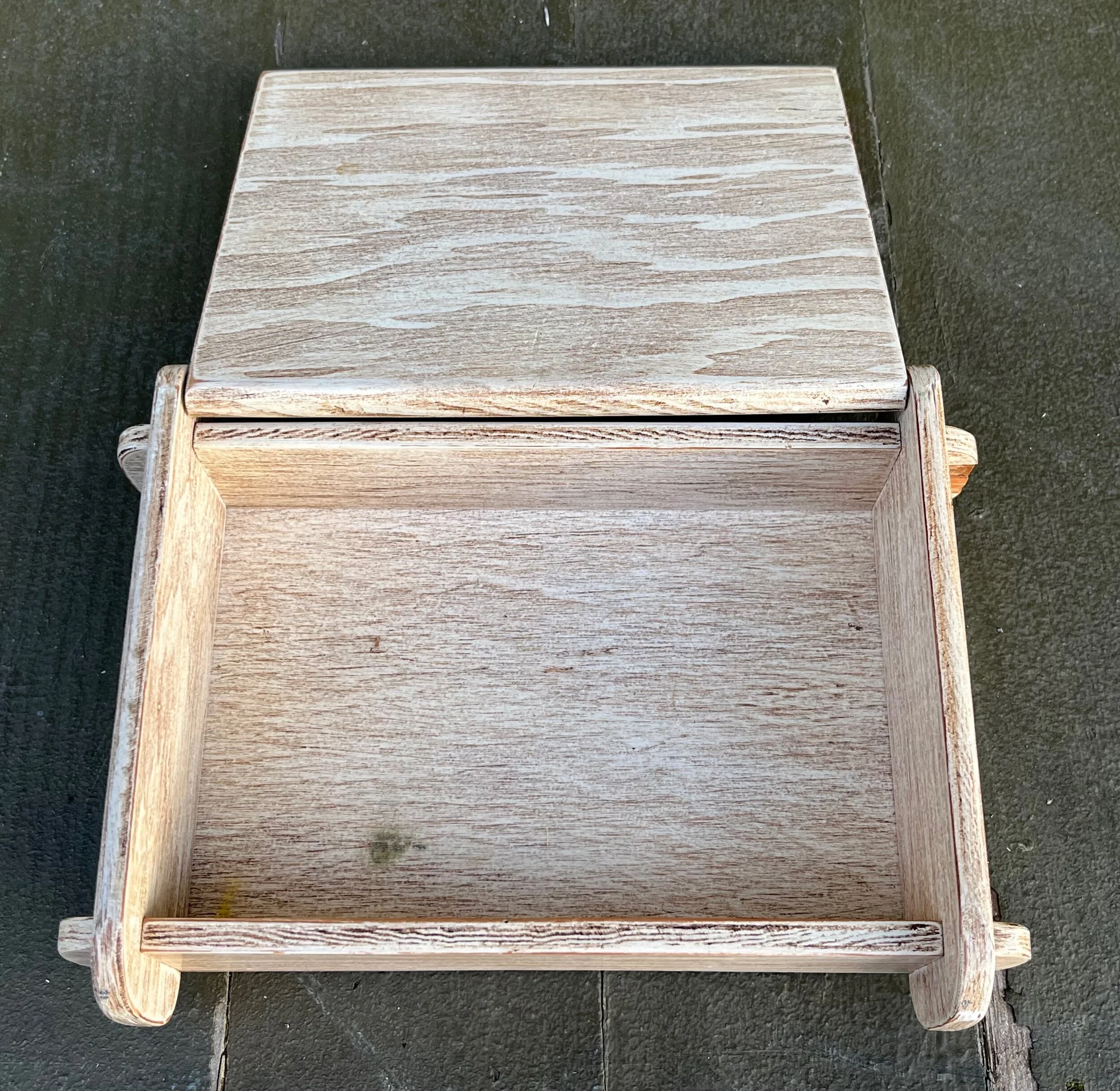 09018AD3-6892-4614-833D-A12BBE5A8716