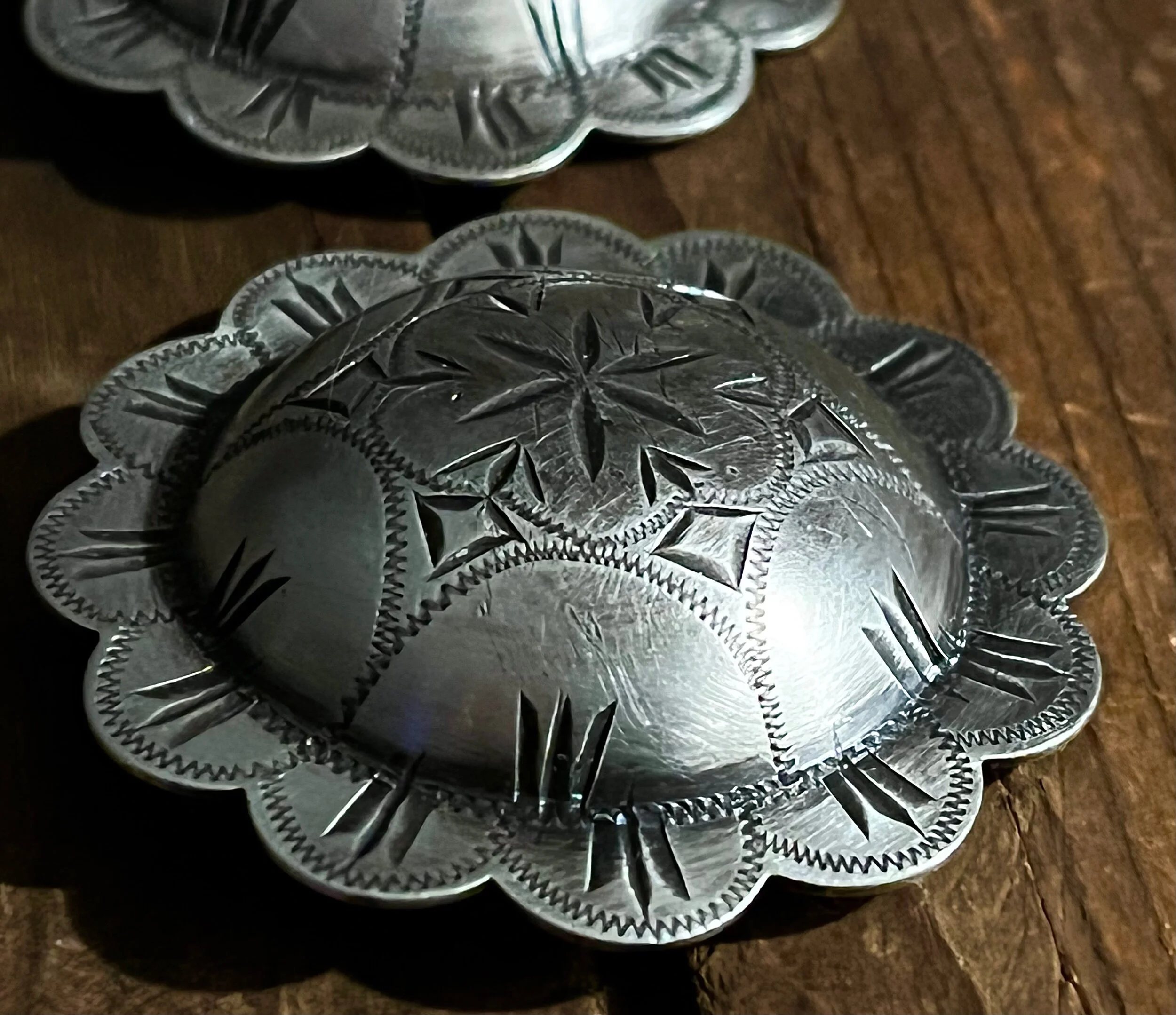 DBC5E48D-1820-44E8-9F95-35D86474E1E7