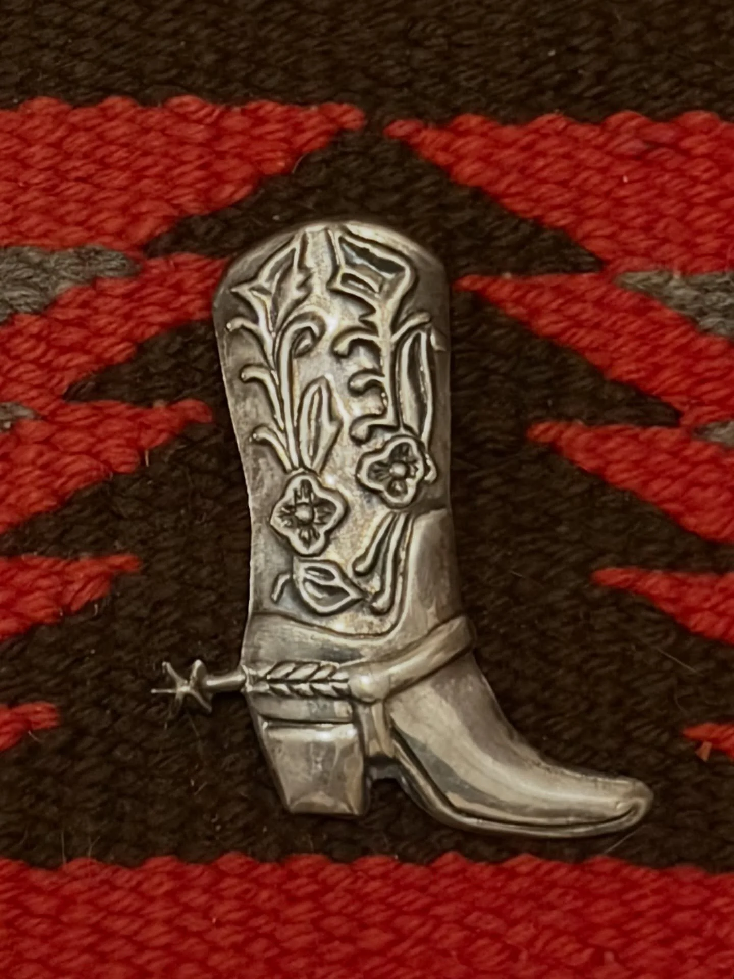 Extra cute vintage sterling silver cowboy boot hat pin!  Made circa 1940s. Cowboy boot is approximately 2.5&rdquo; high and has a pin back. Marked 925 sterling silver.  Ready for immediate shipment!  Find it here: https://theoldspanishtrading.com/hat