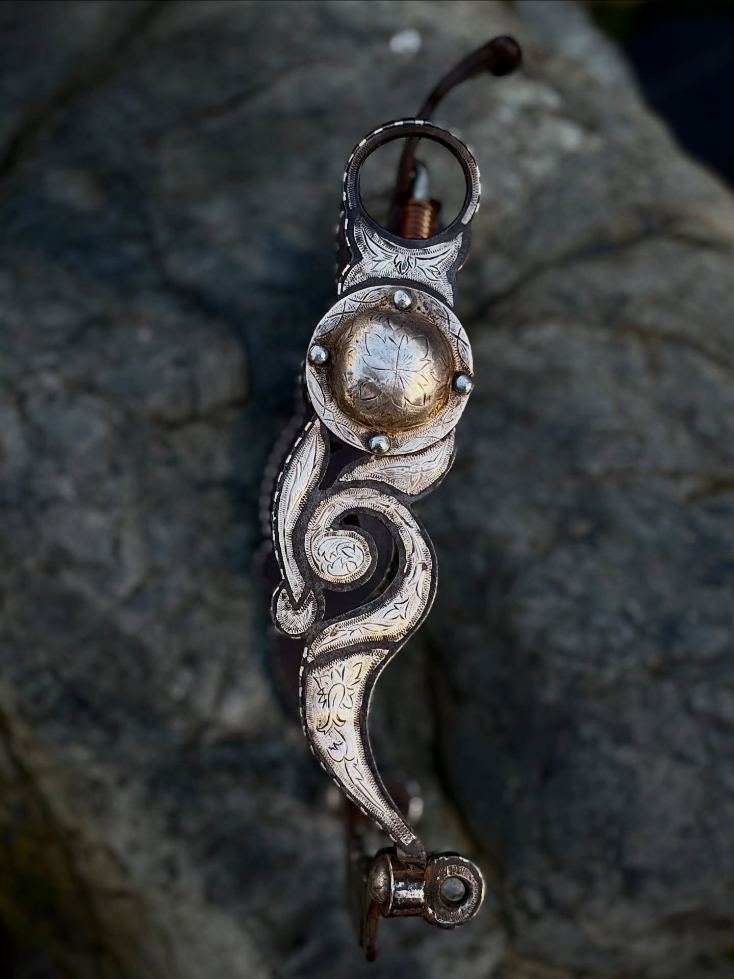 ✨Rare California spade bit by JJ Estrada (1831-1900)✨
Available here:  https://theoldspanishtrading.com/bits/jj-estrada-spade

Outstanding stiff jaw spade bit by Juan Jose (J.J.) Estrada (1831-1900). In pristine condition with 100% of its silver inta