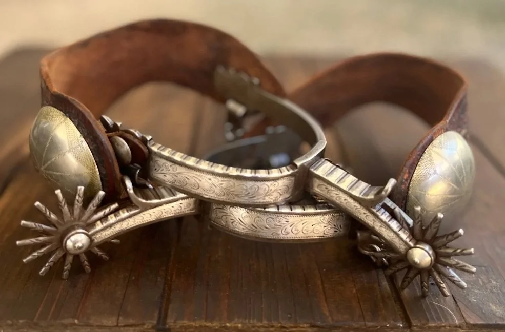 ✨✨ Antique Double Mounted Northern Plains style Spurs by Raphael (Filo) Gutierrez (1889-1958) ✨✨
Available for purchase here: https://theoldspanishtrading.com/spurs/filo-gutierrez-spurs 

Double-mounted, silver inlaid Northern Plains style spurs with