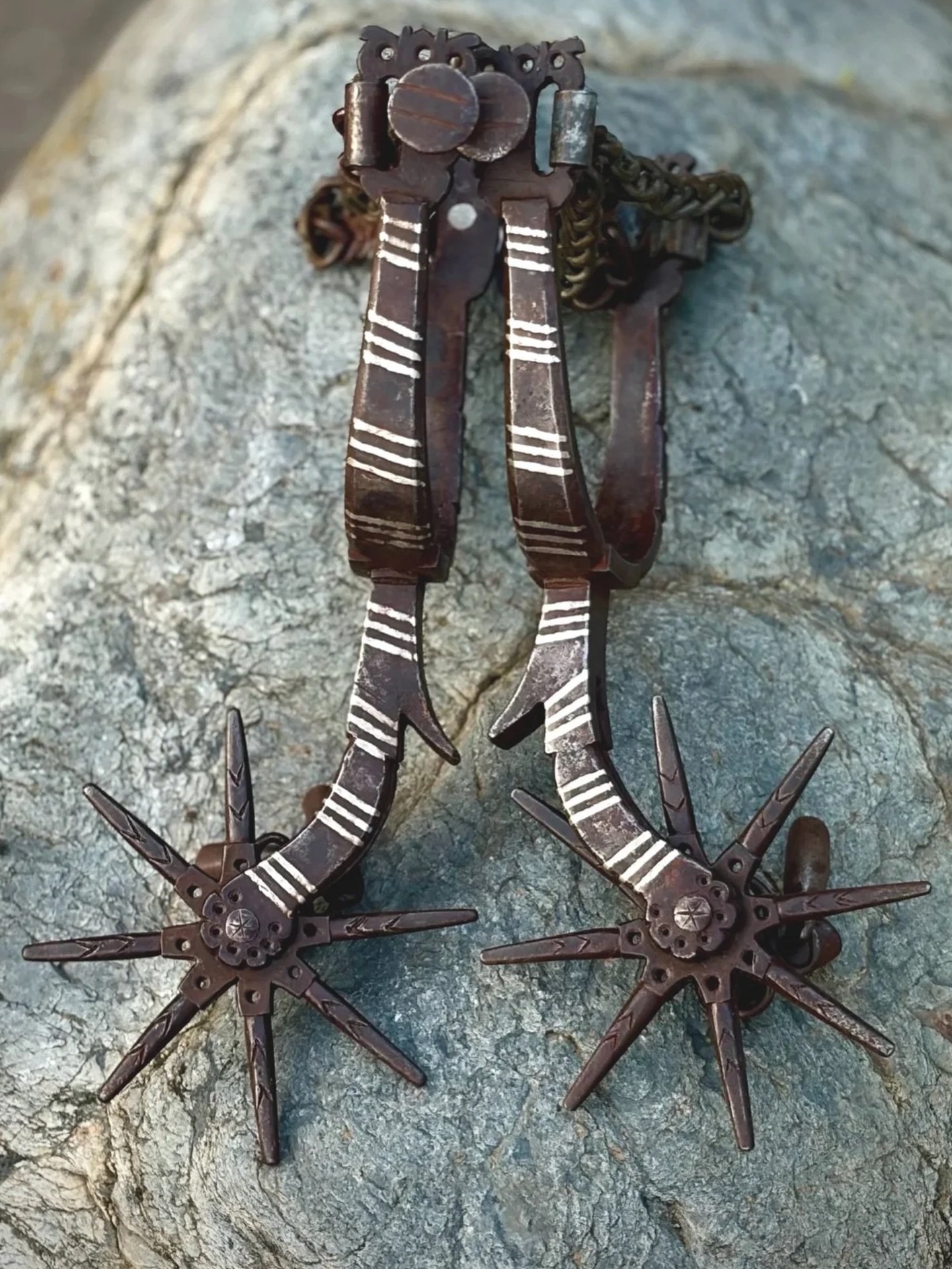 ✨Spanish Colonial Transitional Style Spurs✨
Available for purchase here: https://theoldspanishtrading.com/spurs/fuhl02ctwoyvufvhbddvf0idaoaa6a

Fantastic pair of antique, hand forged transitional double mounted spurs with a heavy Spanish Colonial inf