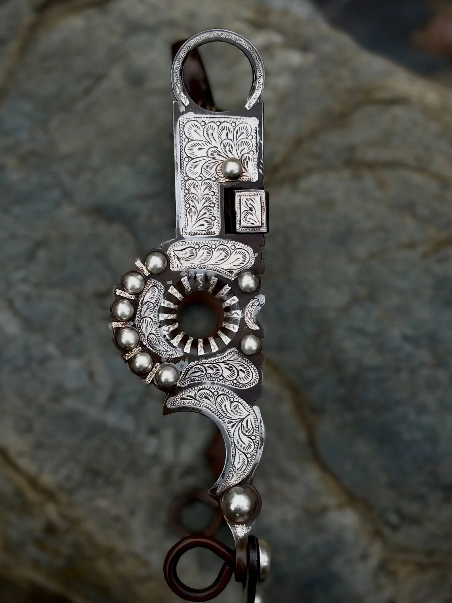 IN STOCK 🤠 Silver mounted Santa Barbara bit with Chuck Irwin style barque&ntilde;o mouthpiece
Available for purchase here: https://theoldspanishtrading.com/bits/25yo9sov7ghv5bibkc2q8mpt8opzws

A beautiful and traditional Santa Barbara bridle bit by 