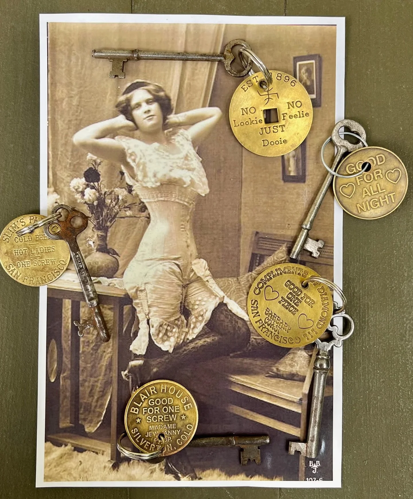 🗝️✨ Brothel token key fobs ✨🗝️ 

Available here: https://theoldspanishtrading.com/pins-fobs/brothel-token

Old brothel token keyfobs from several of the most well known brothels, some still in business and faithfully servicing clients to this day. 