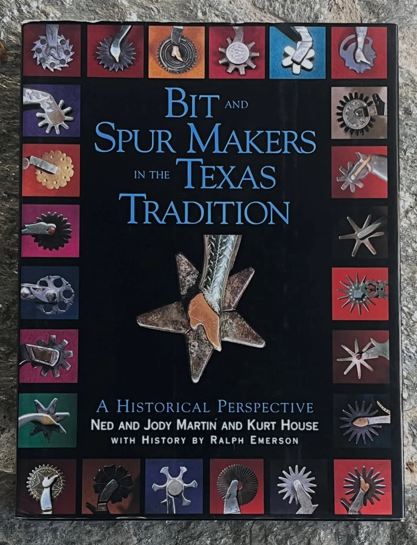 ✨✨ Bit and Spur Makers in the Texas Tradition: A Historical Perspective (SIGNED) By Ned and Jody Martin ✨✨
Available for purchase here: https://theoldspanishtrading.com/books/bitstexas-tradition

First Edition. 2000, SIGNED by Ned and Jody Martin. 26