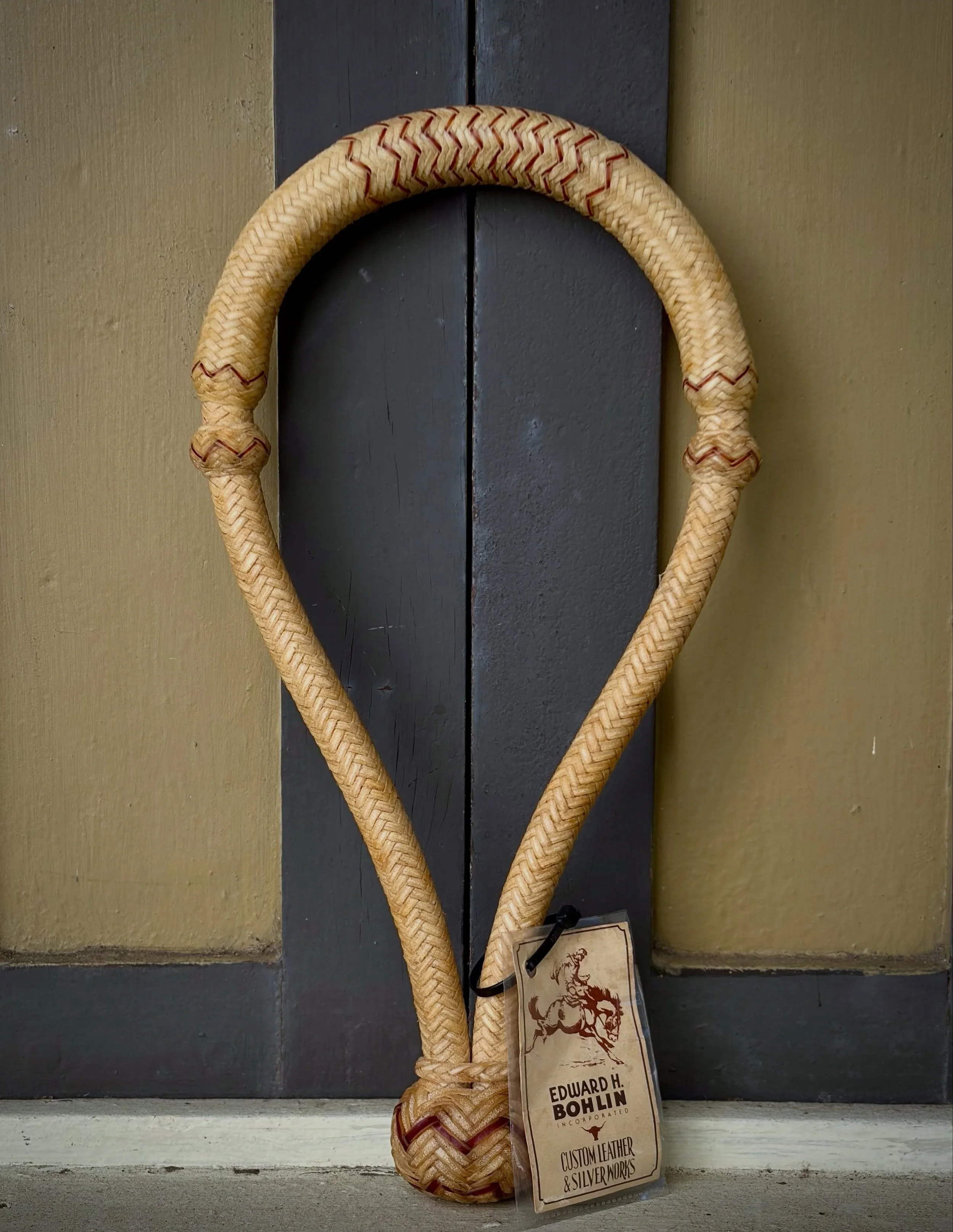 ✨ Braided rawhide bosal from Bohlin Saddlery ✨ 
Available for purchase here: https://theoldspanishtrading.com/rawhide-and-leather/braided-rawhide-bosal-from-bohlin-saddlery 

Beautiful braided rawhide bosal.  It has the original price tag on it from 