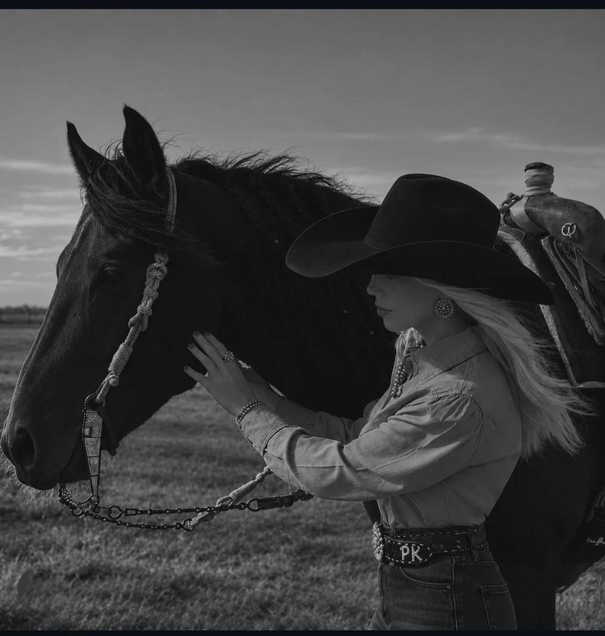 @paisley__klingler and her horse with her custom hashknife cheek bit. Available for custom order, via my link in bio!