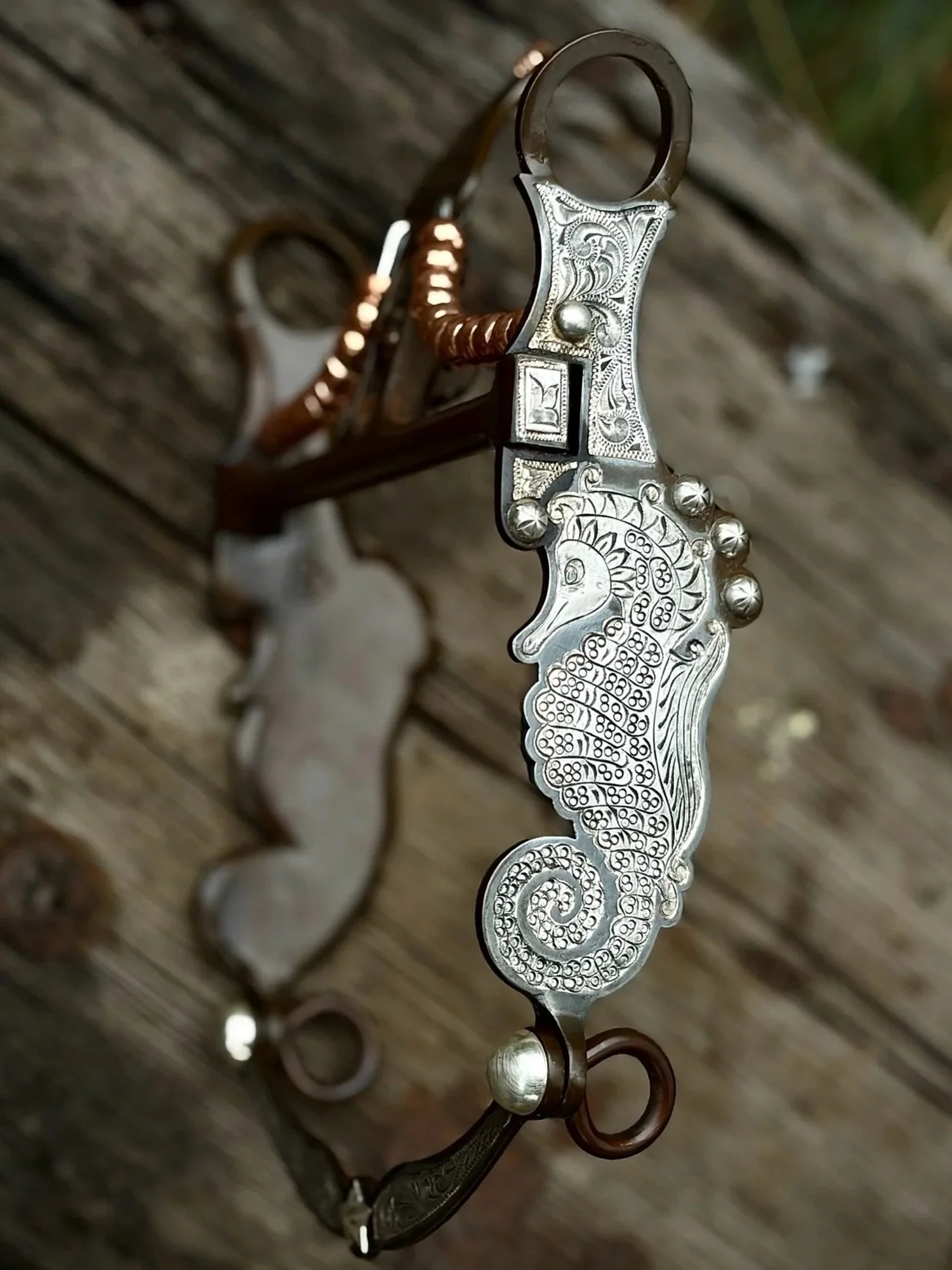 IN STOCK AND READY TO SHIP ✨ EL CABALLO DEL MAR SEAHORSE BIT ✨ 
Available here: https://theoldspanishtrading.com/bits/elcaballo-del-mar 

EL CABALLO DEL MAR seahorse spade bit is a one of a kind bit handmade with sterling silver inlaid cheeks in a cl