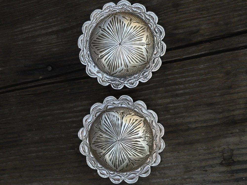 Concho de selle de 5 cm en argent sterling gravé à la main - Artisanat du cuir occidental - France