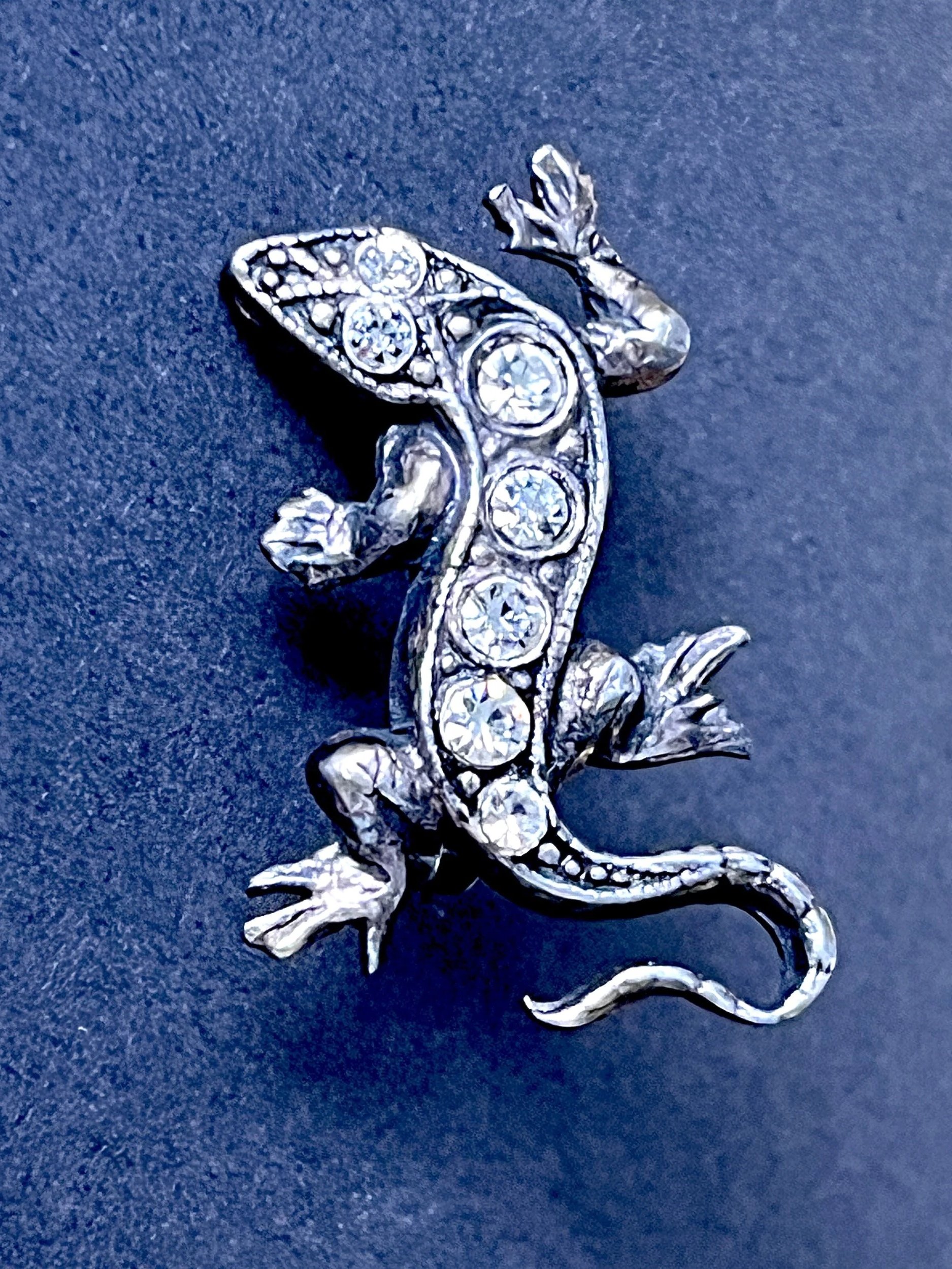 Vintage 1950s Sterling silver lizard hat pin