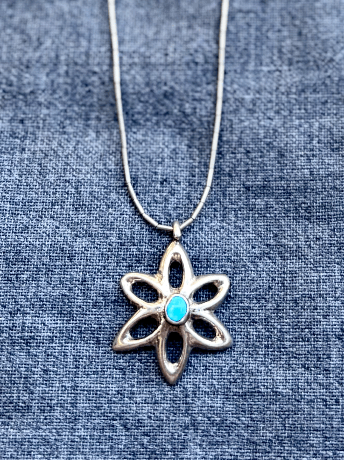 Vintage Navajo sandcast sterling and turquoise flower pendant necklace