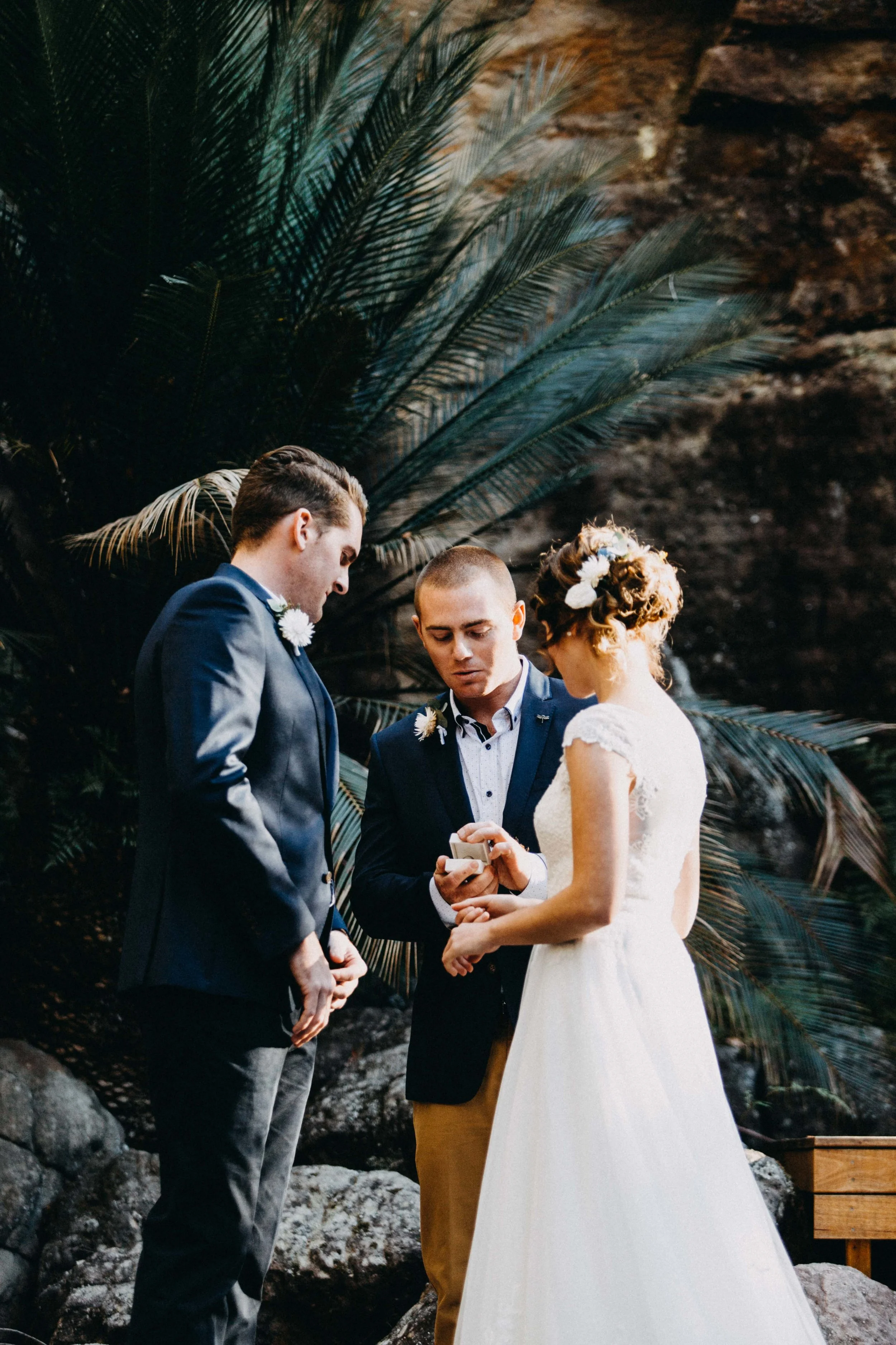 kangaroo-valley-bush-retreat-wedding-lydia-nate-www.emilyobrienphotography.net-61.jpg