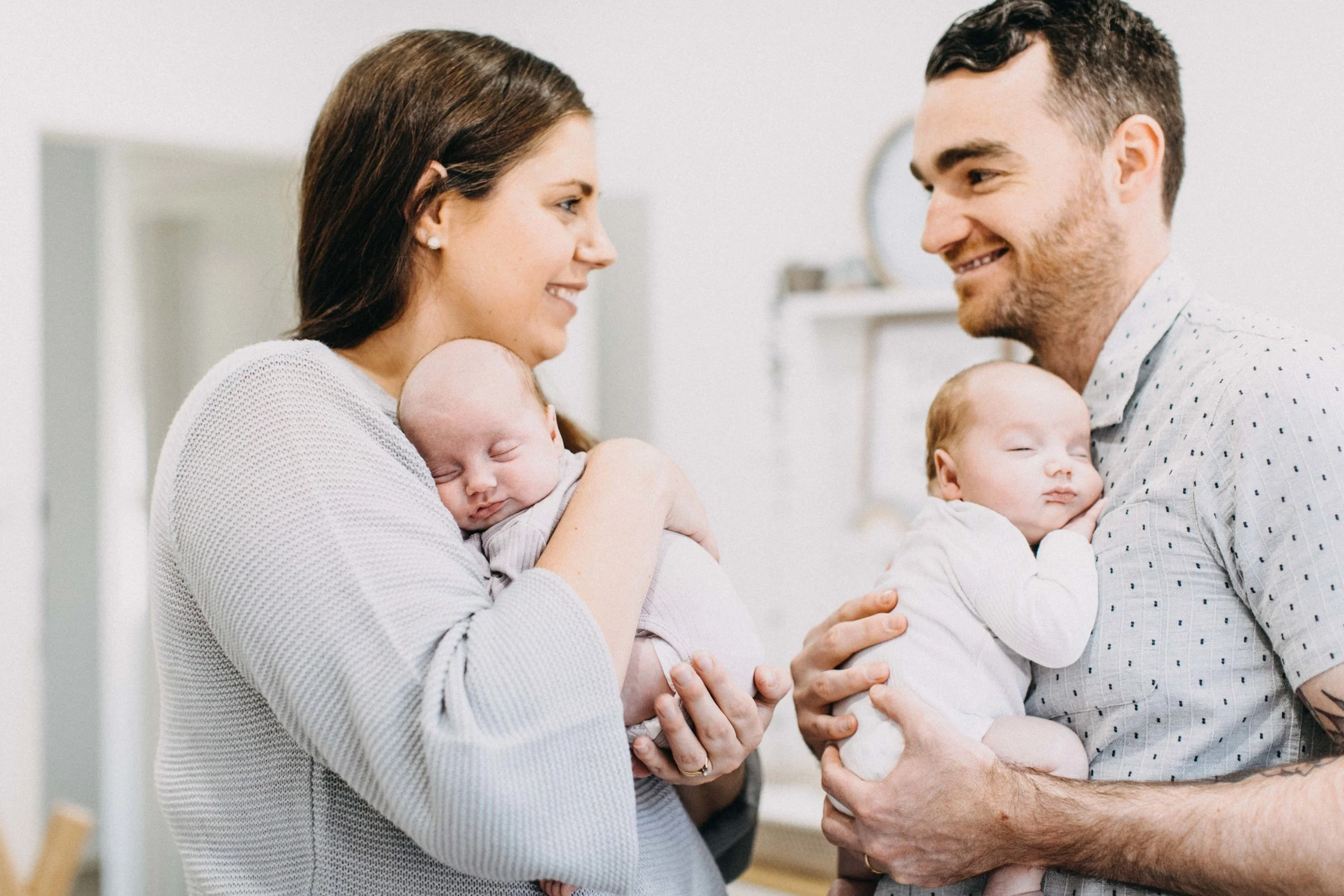 twin-newborn-photography-camden-macarthur-66.jpg