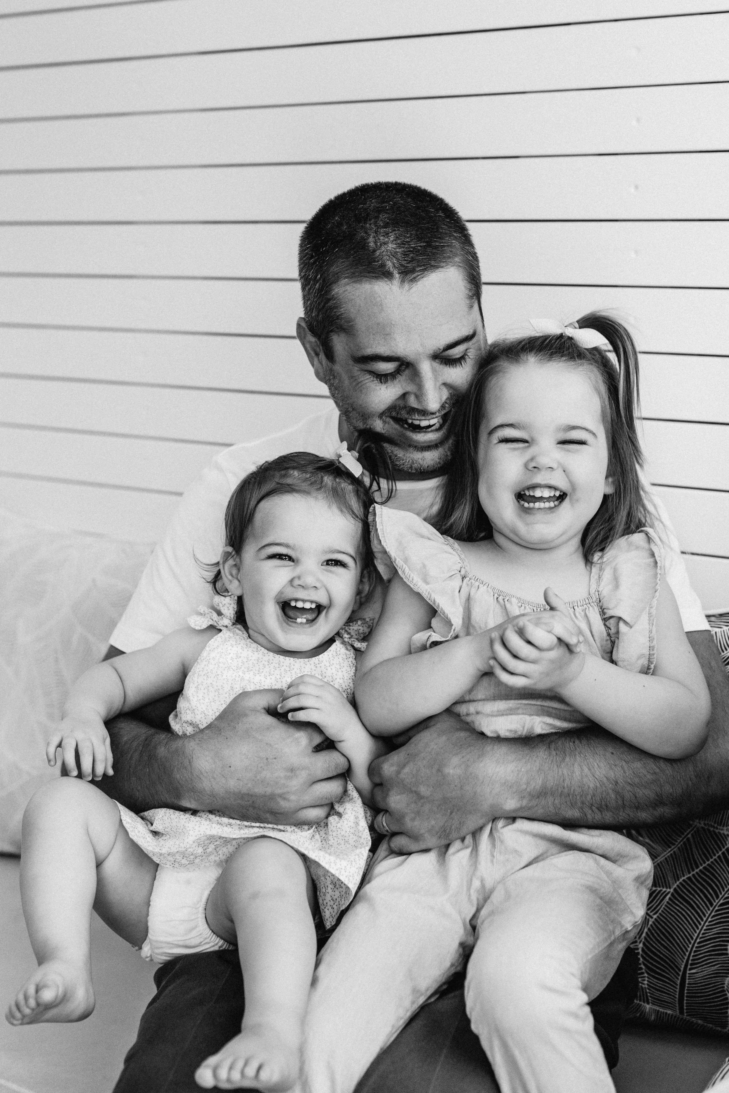 cobbityy-camden-newborn-twin-phootgraphy-violet-brodie-3.jpg