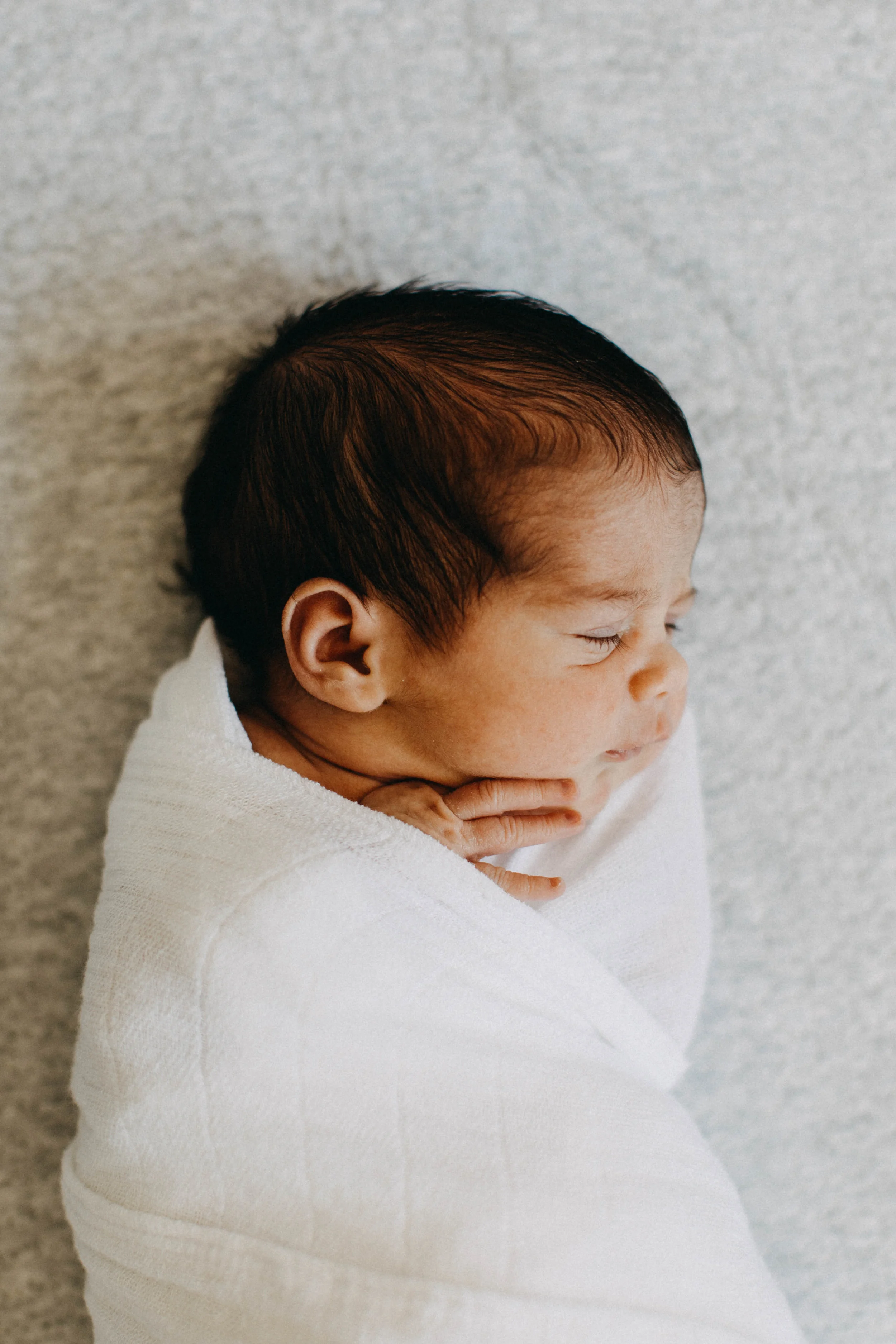 cobbityy-camden-newborn-twin-phootgraphy-violet-brodie-39.jpg