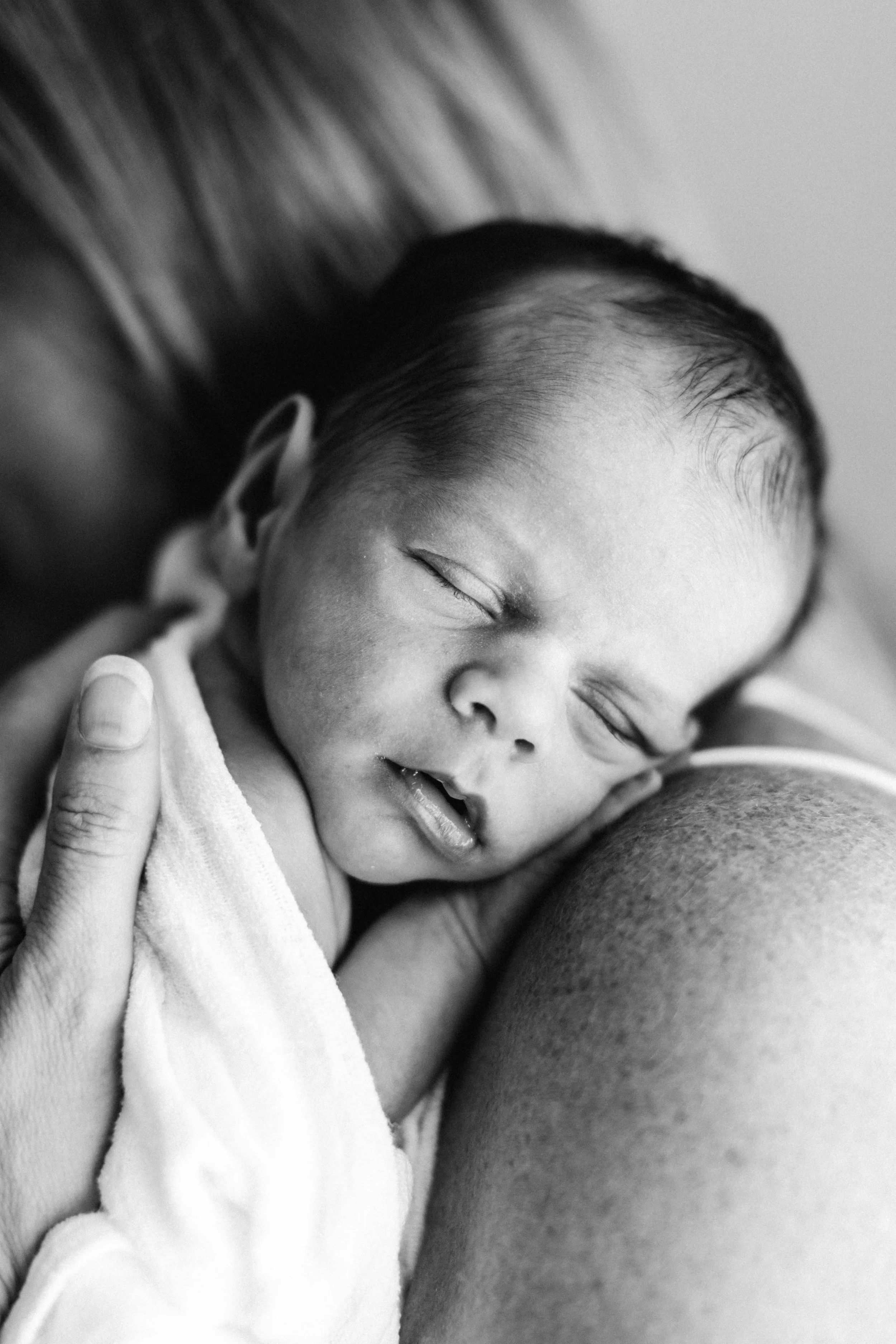 cobbityy-camden-newborn-twin-phootgraphy-violet-brodie-48.jpg