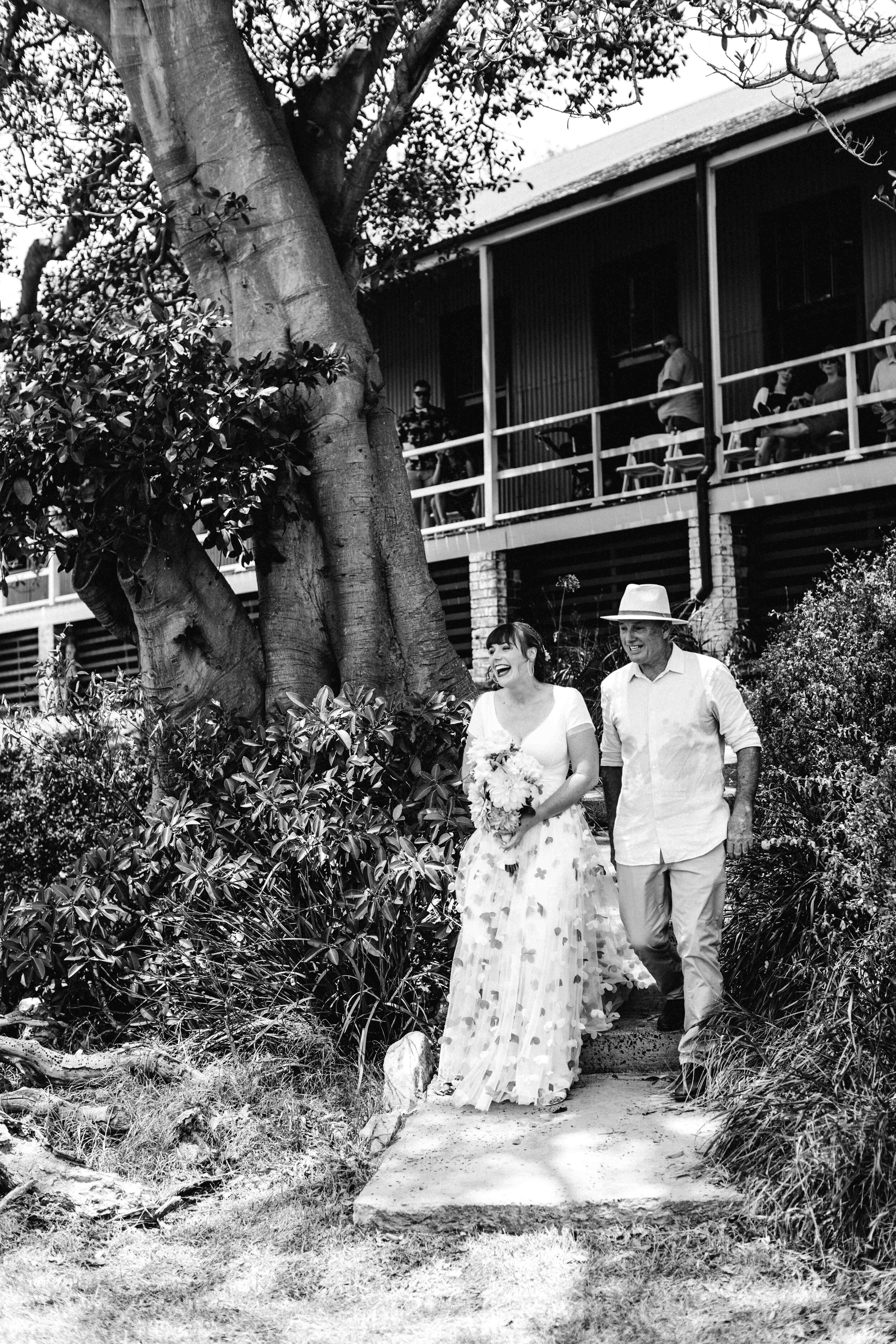 rodd-island-wedding-sydney-harbour-just-married-katie-andy-www.emilyobrienphotography.net-1.jpg-153.jpg