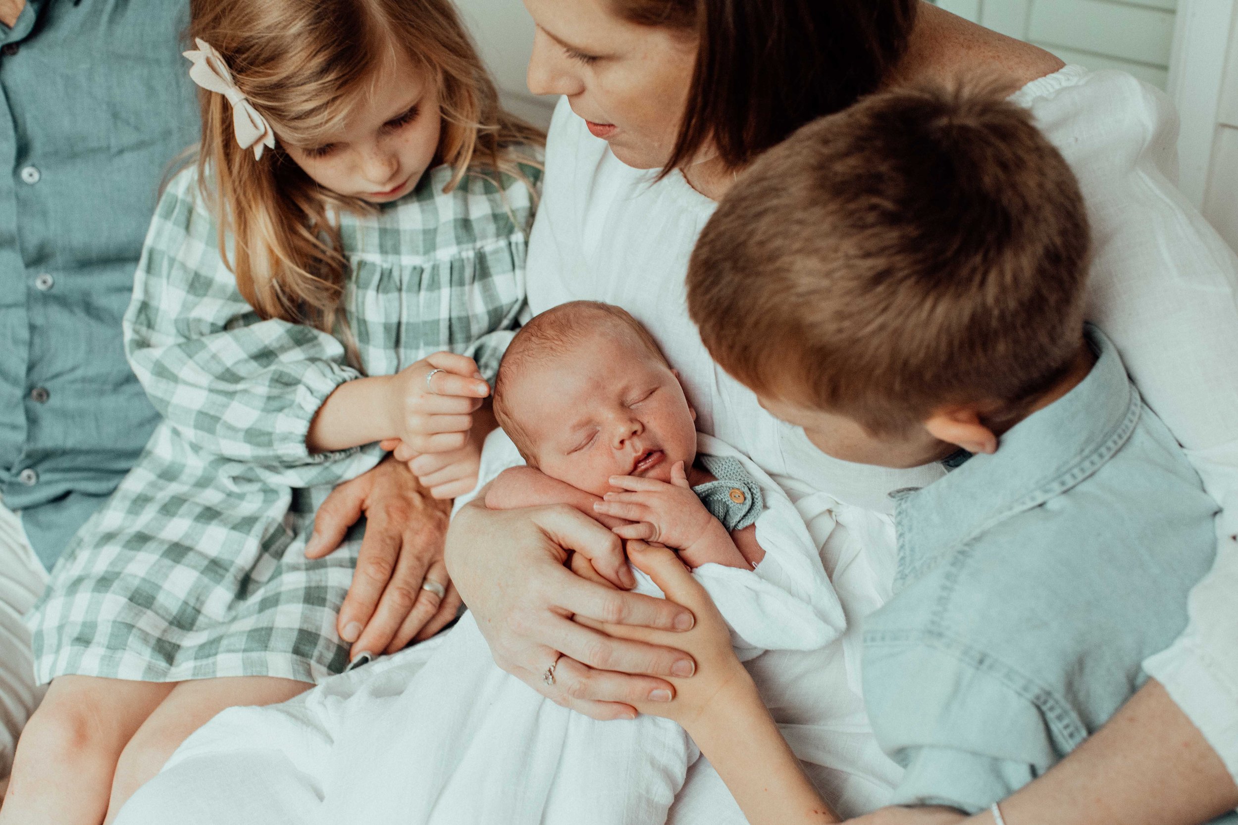 bowral-newborn-photography-southern-highlands-family-louis-www.emilyobrienphotography.net-44.jpg