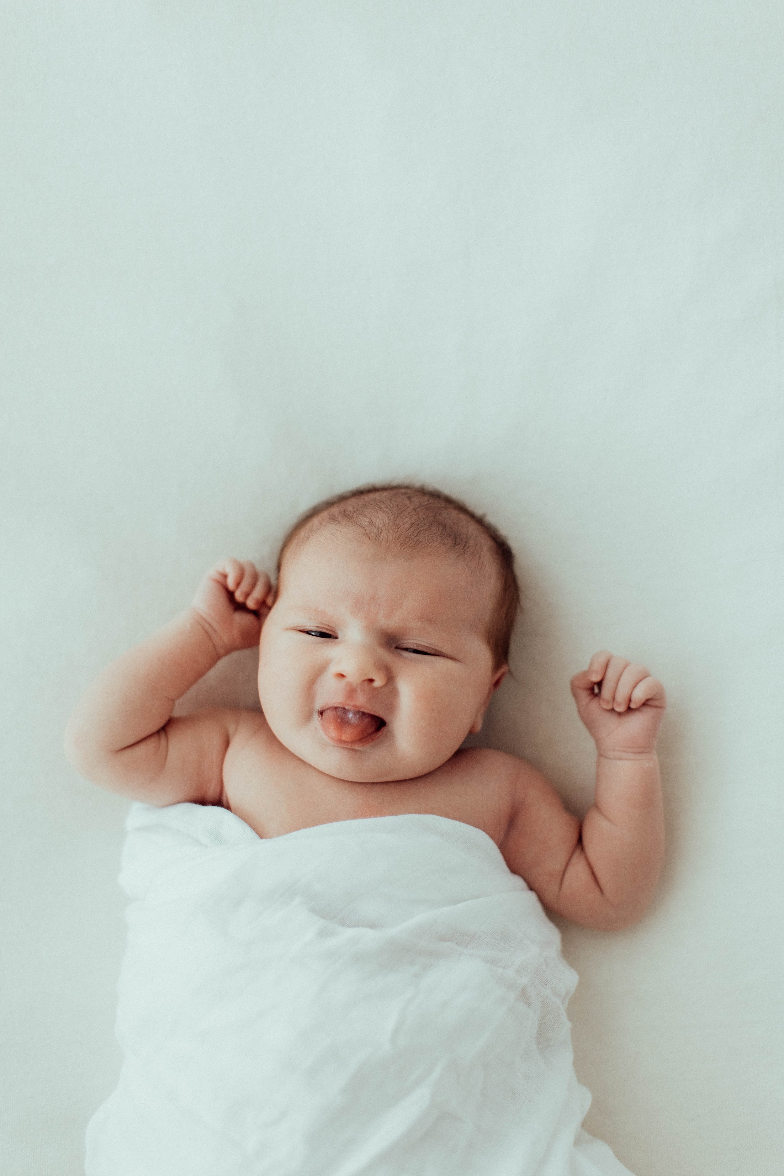 claire-newborn-inhome-family-lifestyle-camden-sydney-photography-www.emilyobrienphotography.net-40.jpg