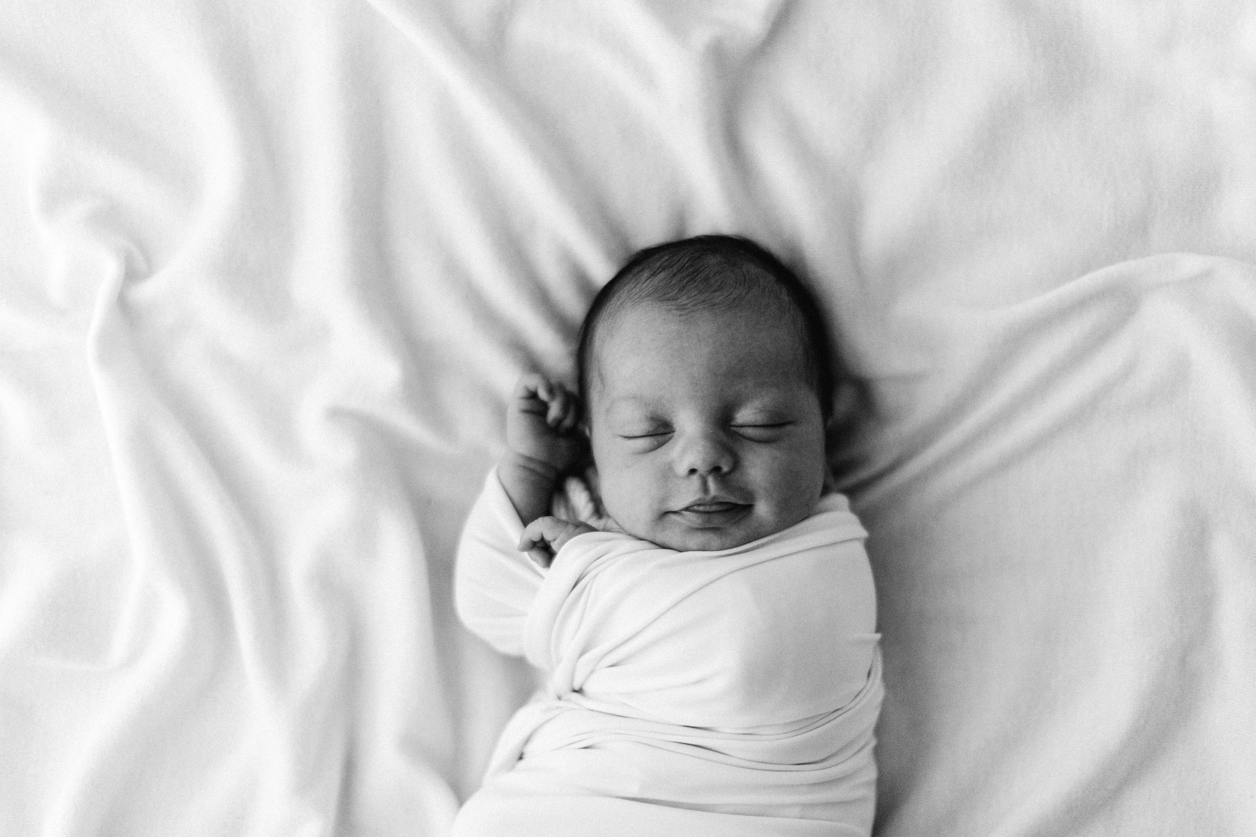 charlie-newborn-inhome-family-lifestyle-wollondilly-camden-macarthur-sydney-photography-www.emilyobrienphotography.net-39.jpg