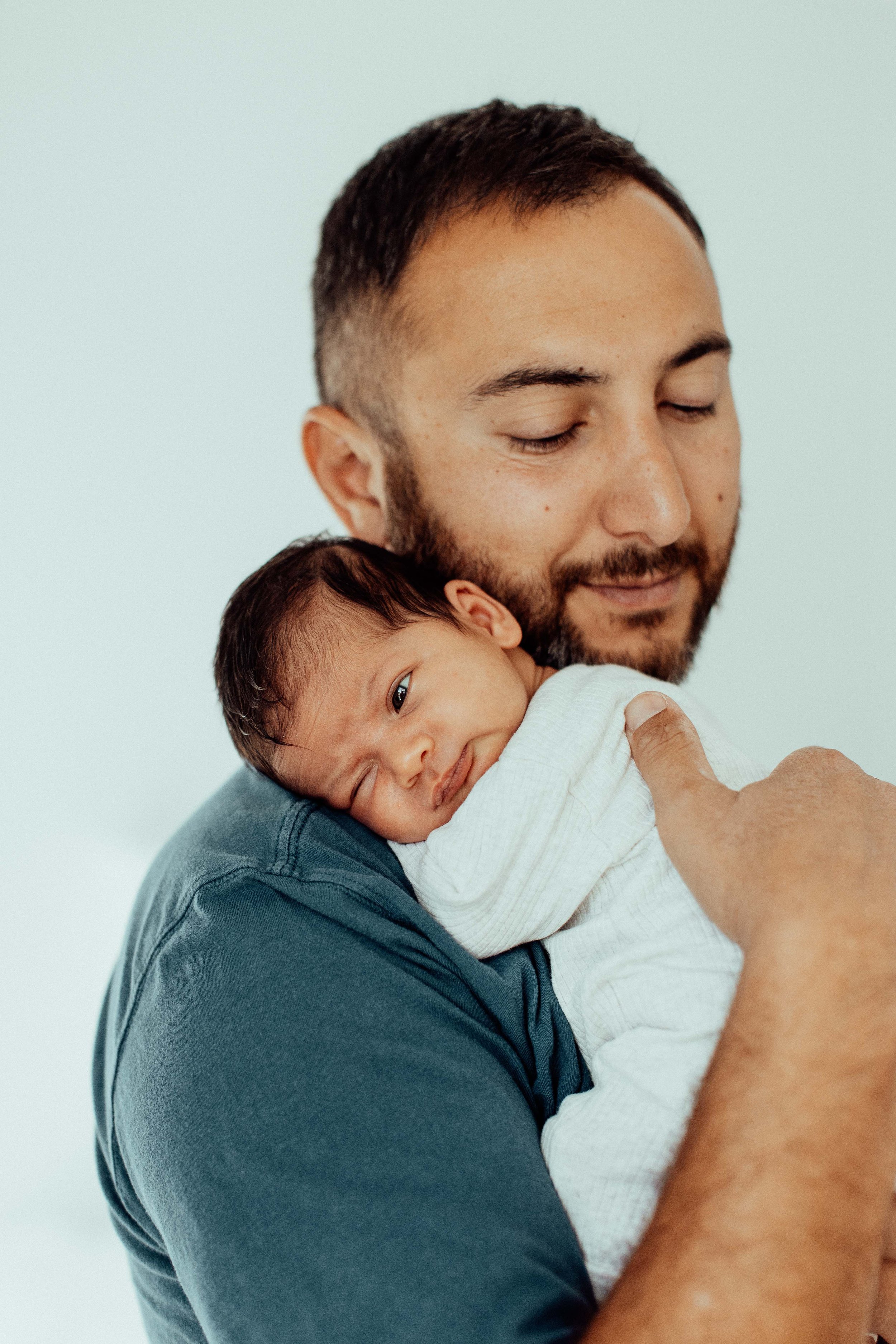 emily-newborn-inhome-family-lifestyle-wollondilly-camden-macarthur-sydney-photography-www.emilyobrienphotography.net-19.jpg