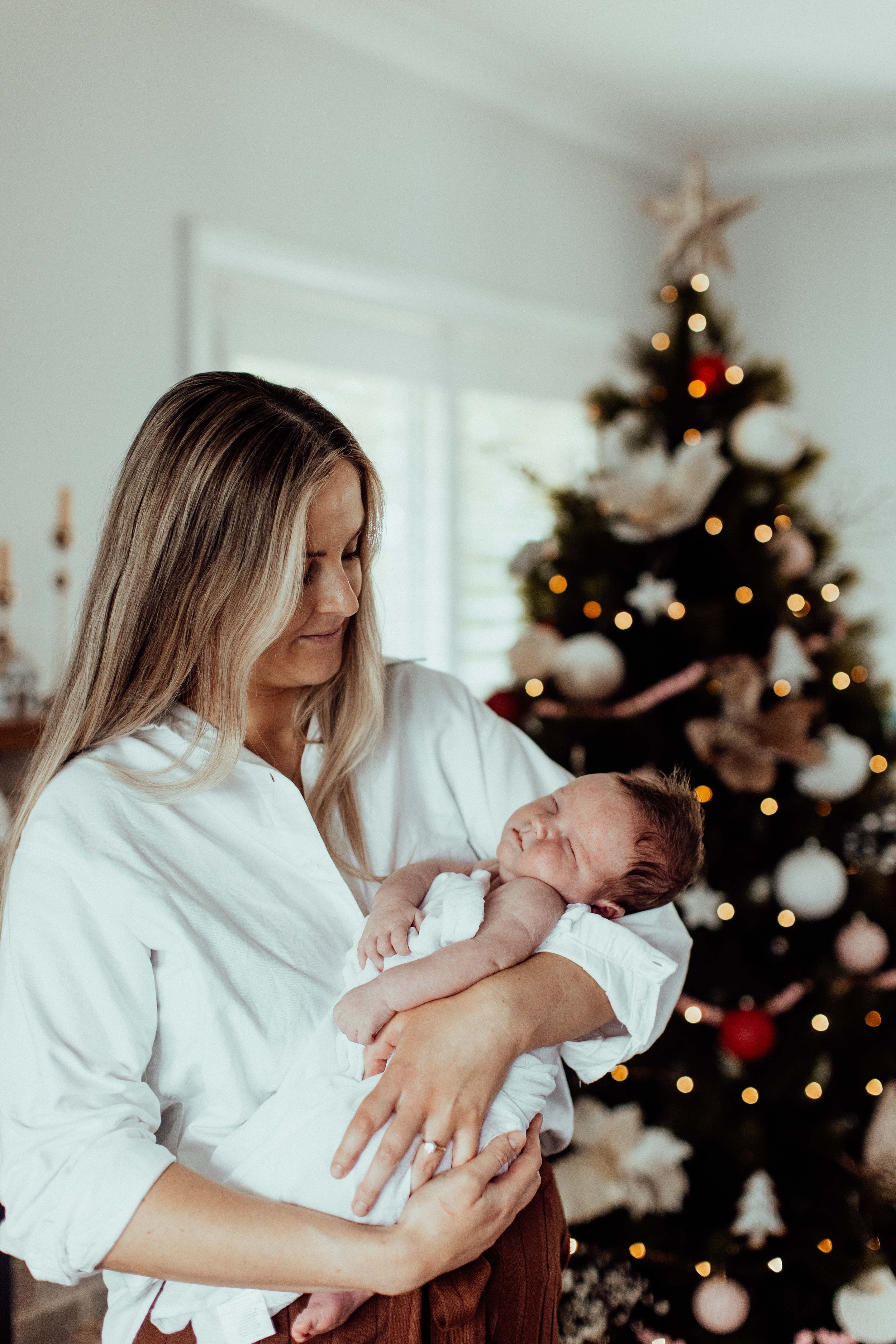 finley-newborn-spring-farm-macarthur-inhome-family-lifestyle-wollondilly-camden-macarthur-sydney-photography-www.emilyobrienphotography.net-51.jpg