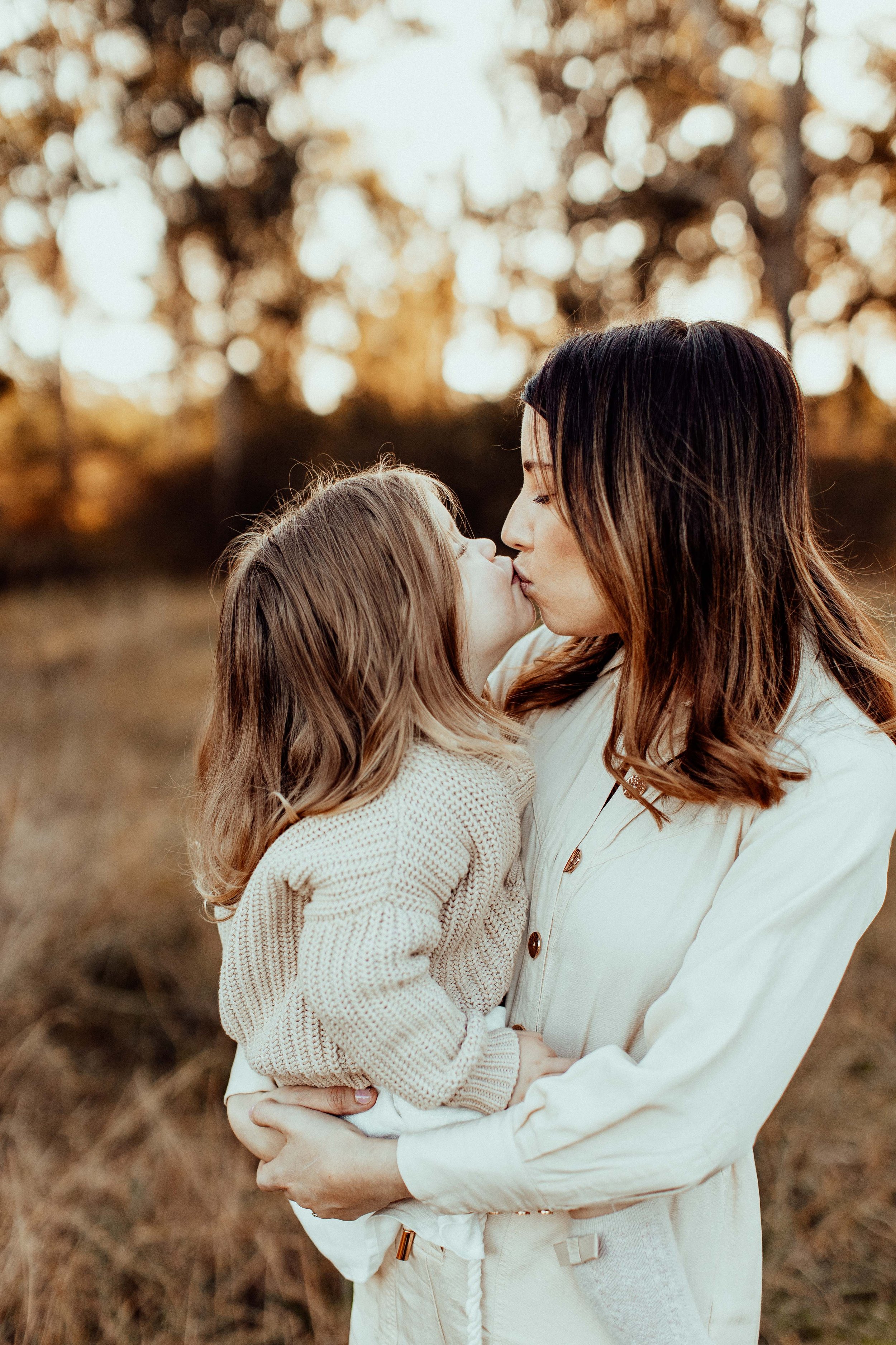 hawes-family-camden-mount-annan-family-photographer-natural-light-7.jpg