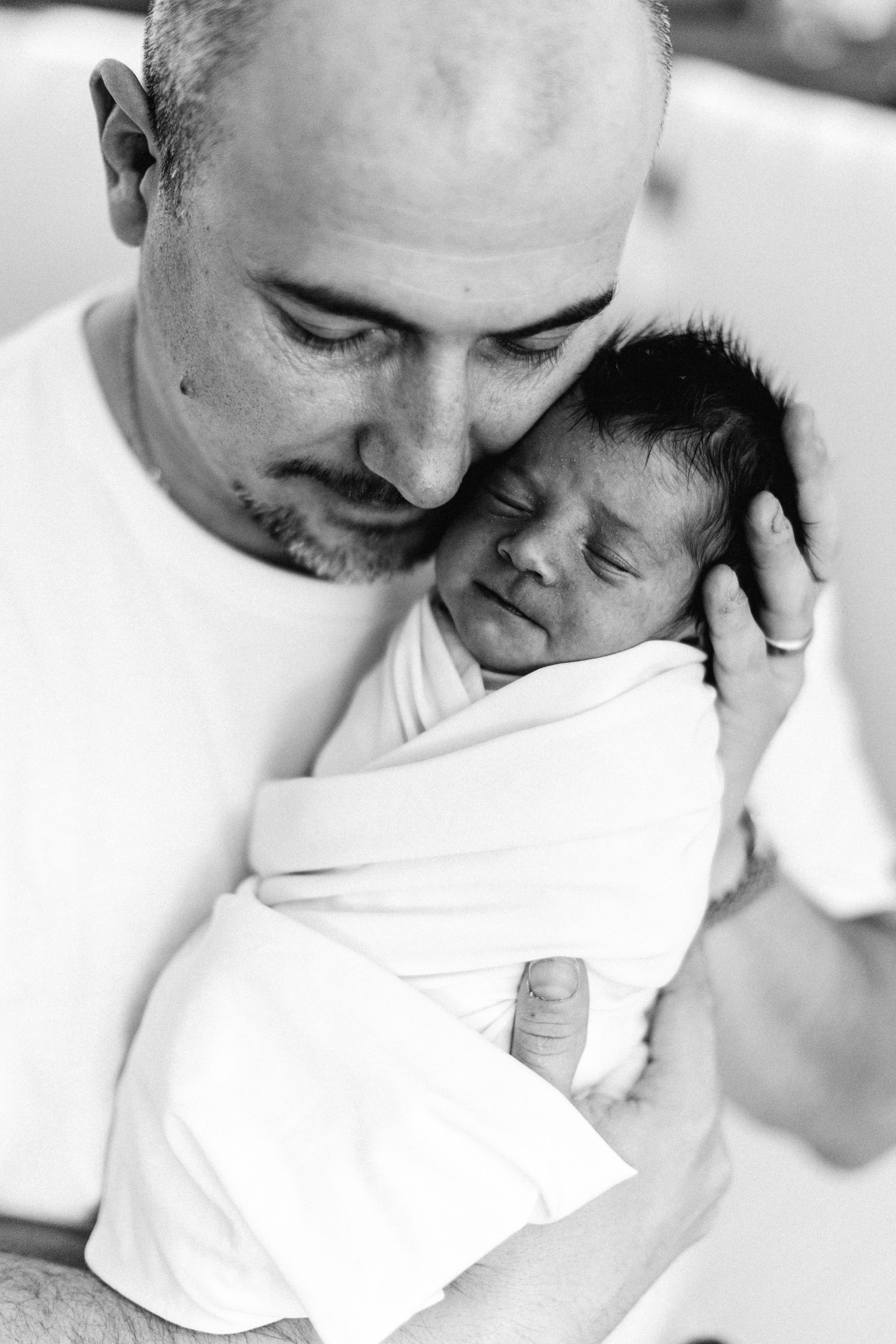 camden-newborn-photography-natural-light-lifestyle-leo-newborn-35.jpg