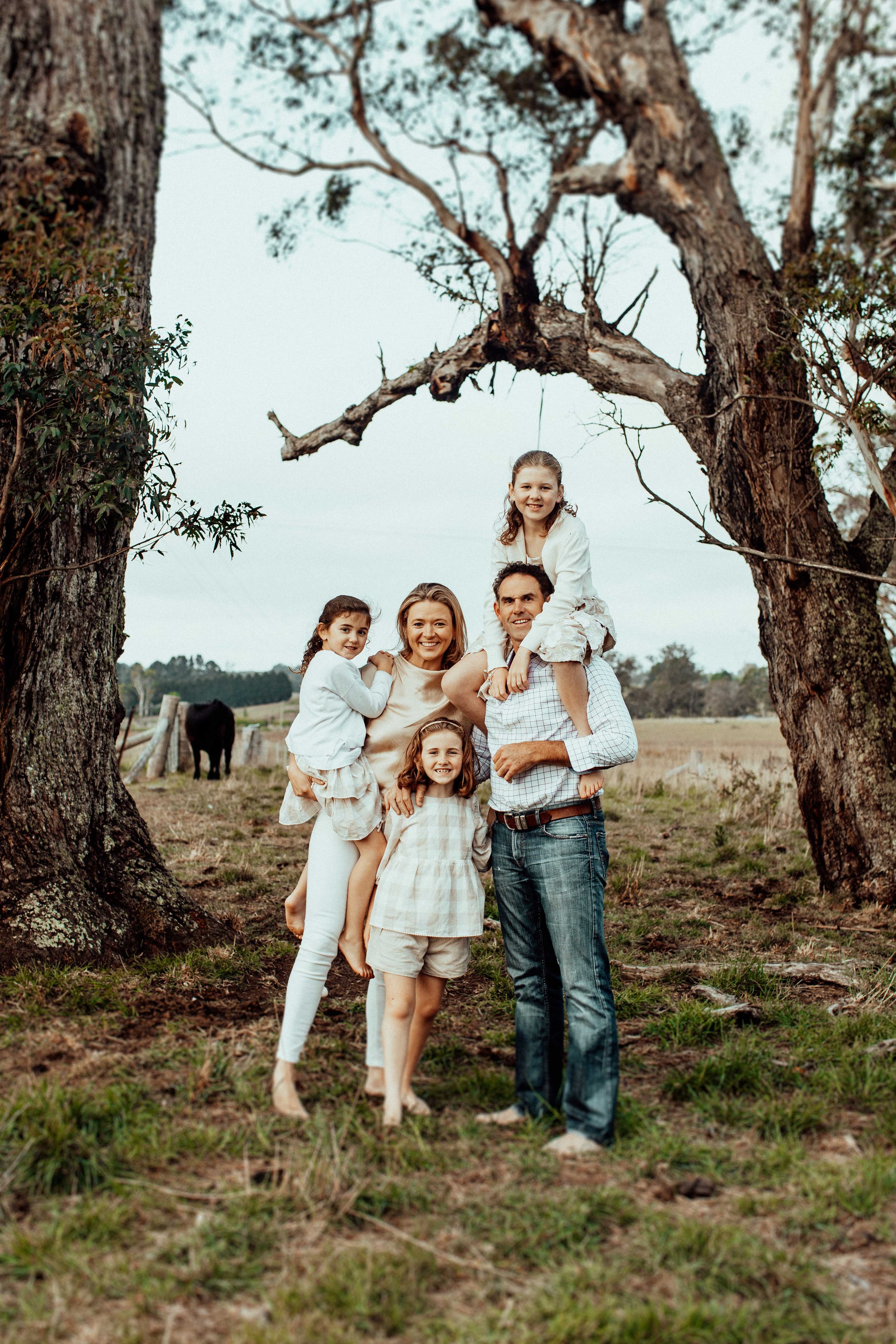 exeter-family-session-southern-highlands-family-photgraphy-carroll-family-farm-26.jpg