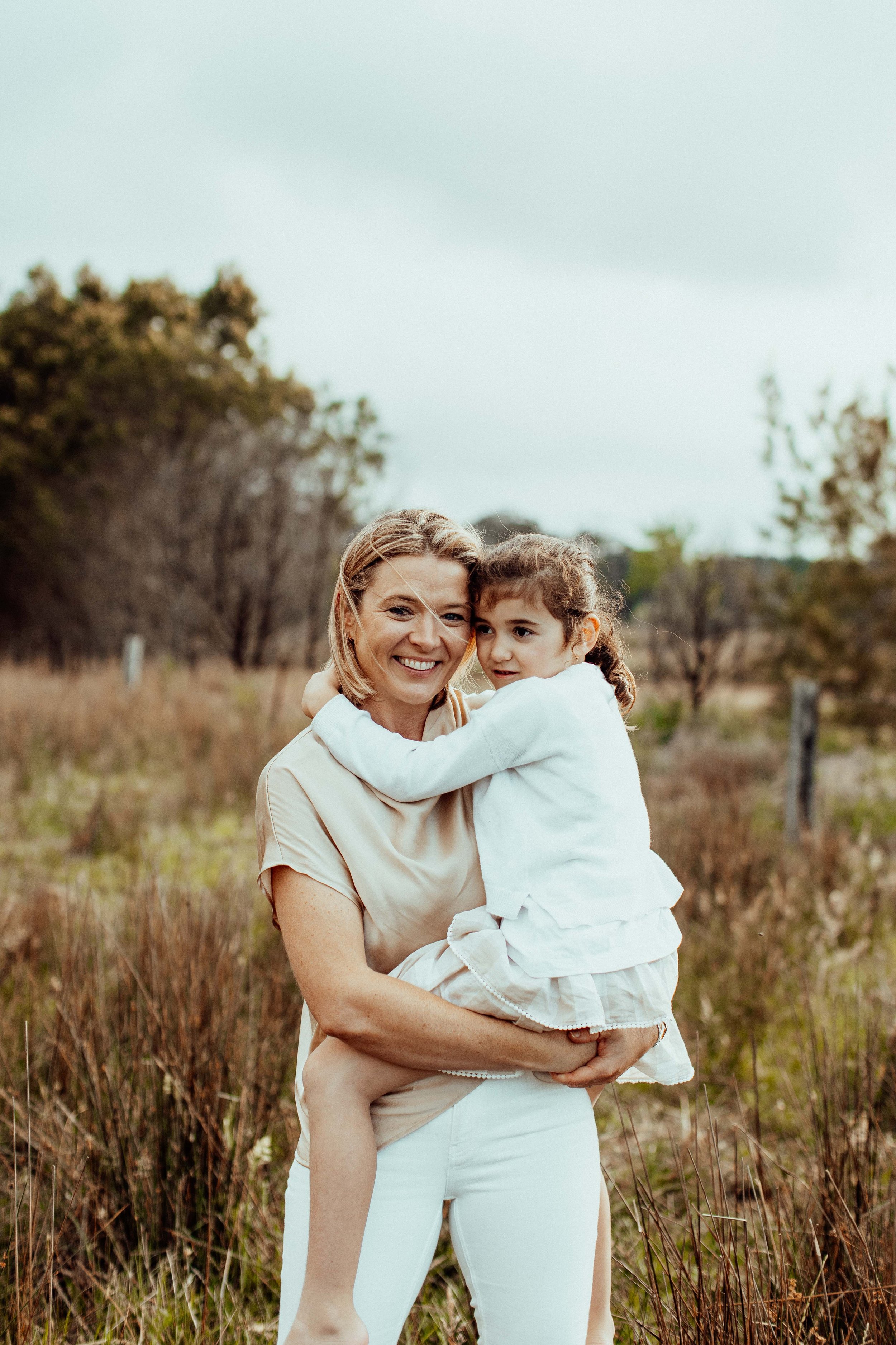 exeter-family-session-southern-highlands-family-photgraphy-carroll-family-farm-36.jpg