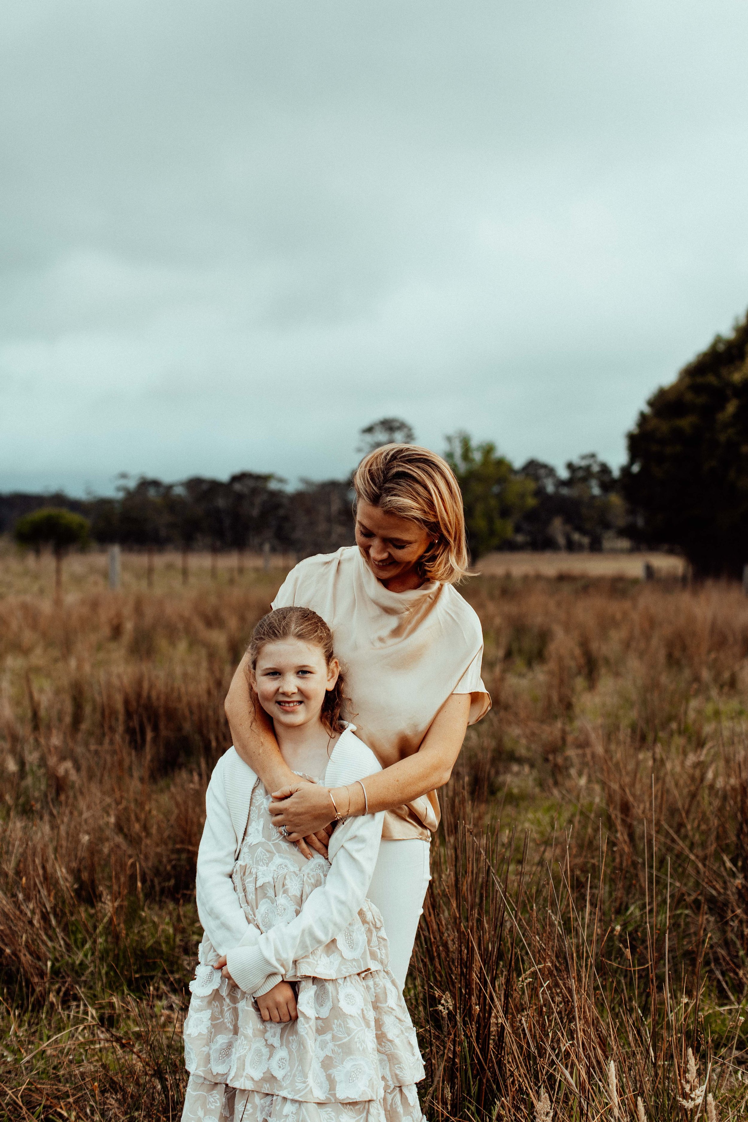 exeter-family-session-southern-highlands-family-photgraphy-carroll-family-farm-44.jpg