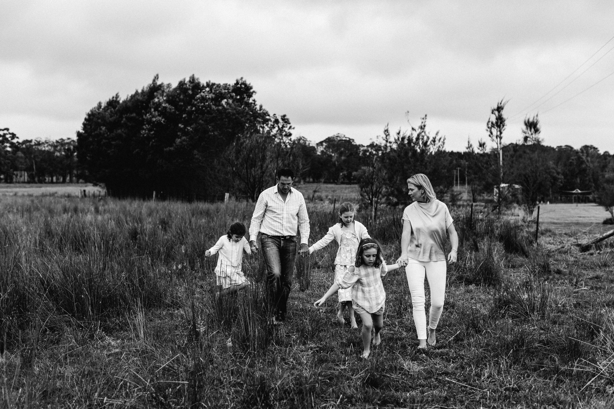 exeter-family-session-southern-highlands-family-photgraphy-carroll-family-farm-60.jpg