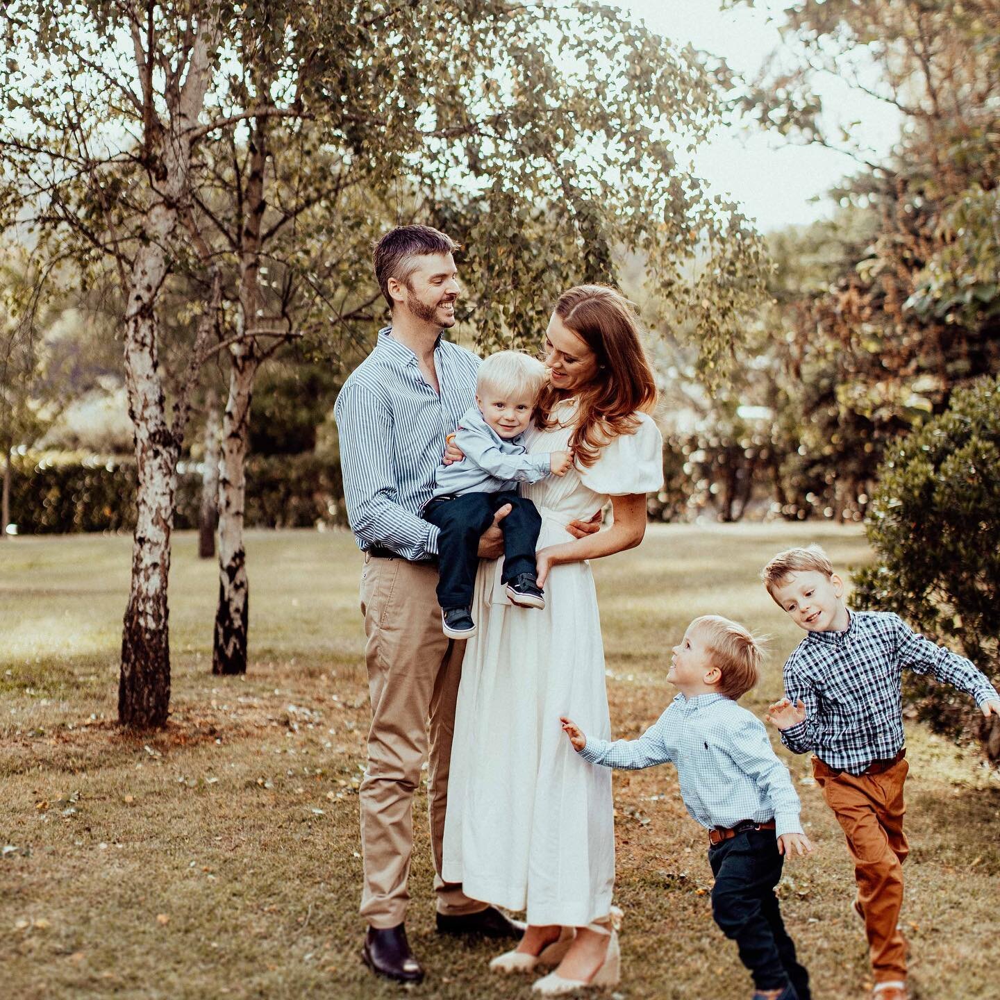 The Lee Family. 

Gosh, what a fun session. Thanks for having me back after our session last year! It's so sweet to see how much the boys have grown in 12 months!

#familysession #familyphotography #camdenfamilyphotographer #sydneyphotographer #sydne