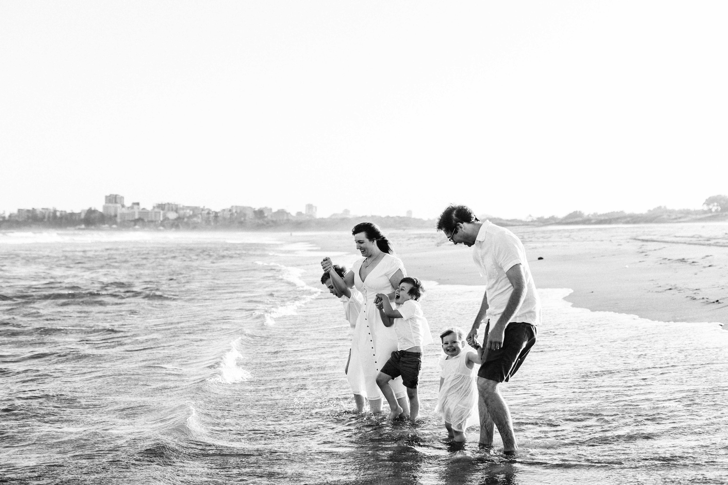 wollongong-fairy-meadow-beach-sunset-family-photography-www.emilyobrienphotography.net-petts-family-session-55.jpg