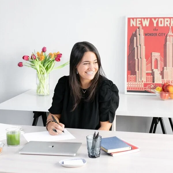 6 Amazingly Simple Ways to Effortlessly Get More Done In Less Time In Your Business (No Complicated Tech!)