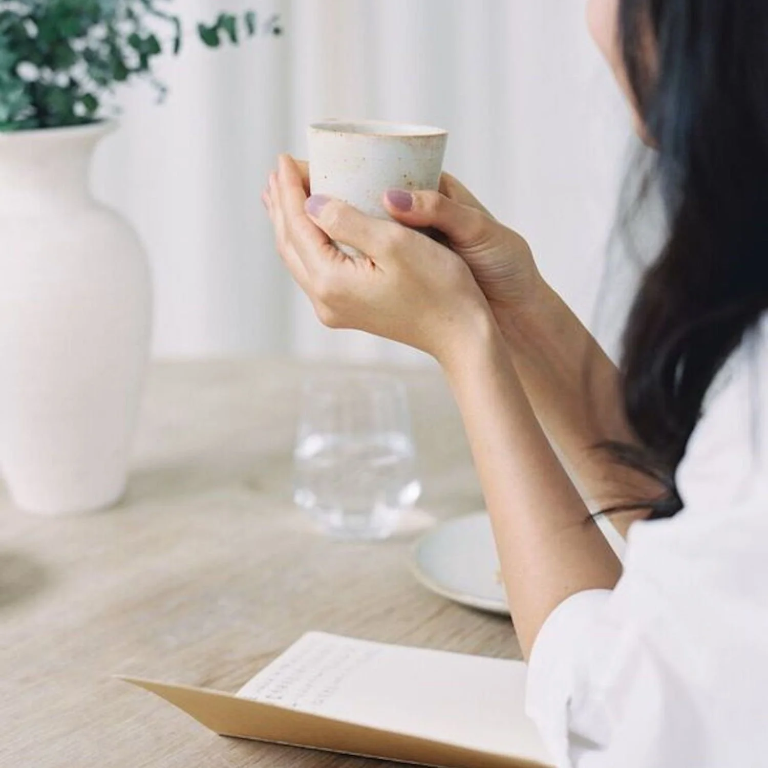 The Lazy (But Smart) Business Owner’s Secret Weapon: 8 Tips to Use AI ChatGPT to Create Magnetic Content Without Breaking a Sweat