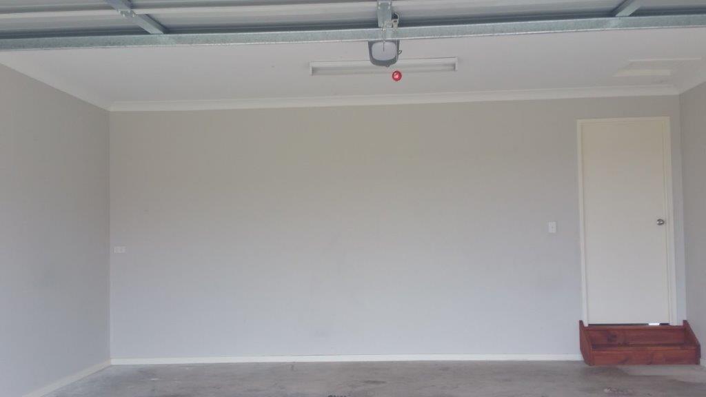 14-Garage.jpg
