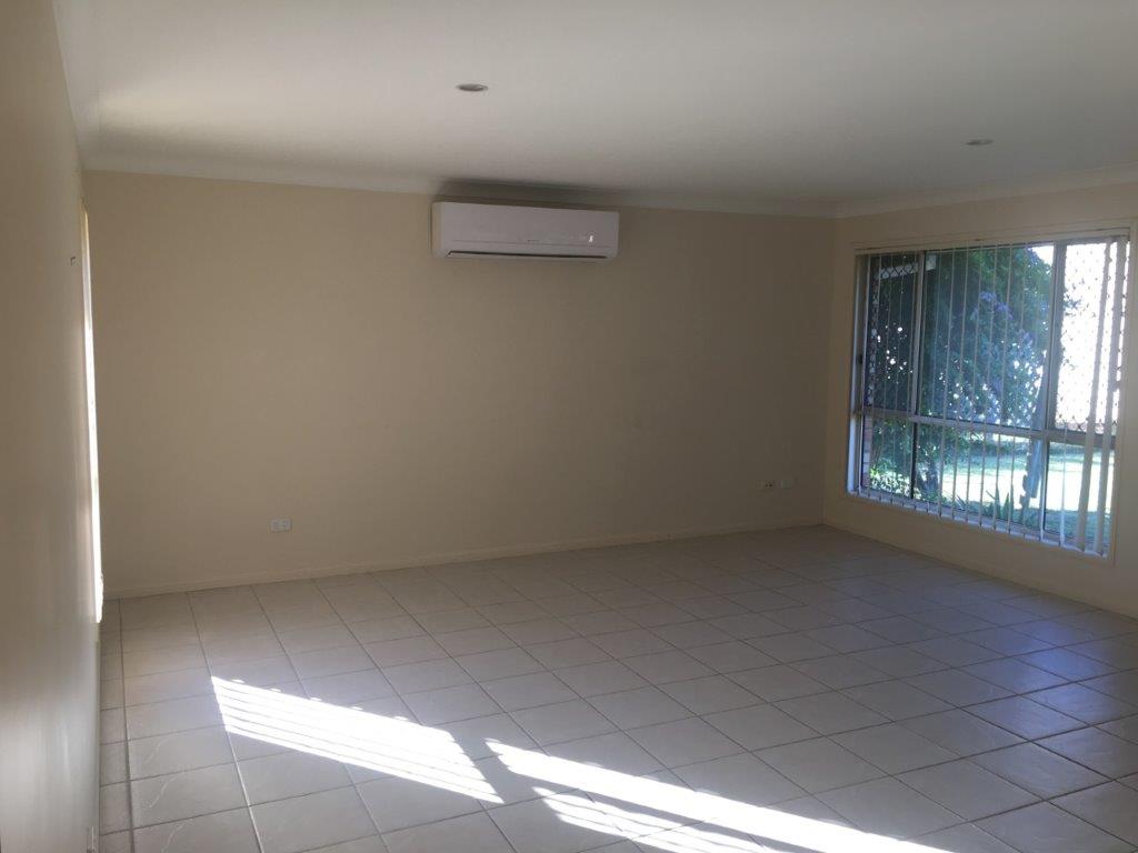 8 Harpeng Dr -3.jpg