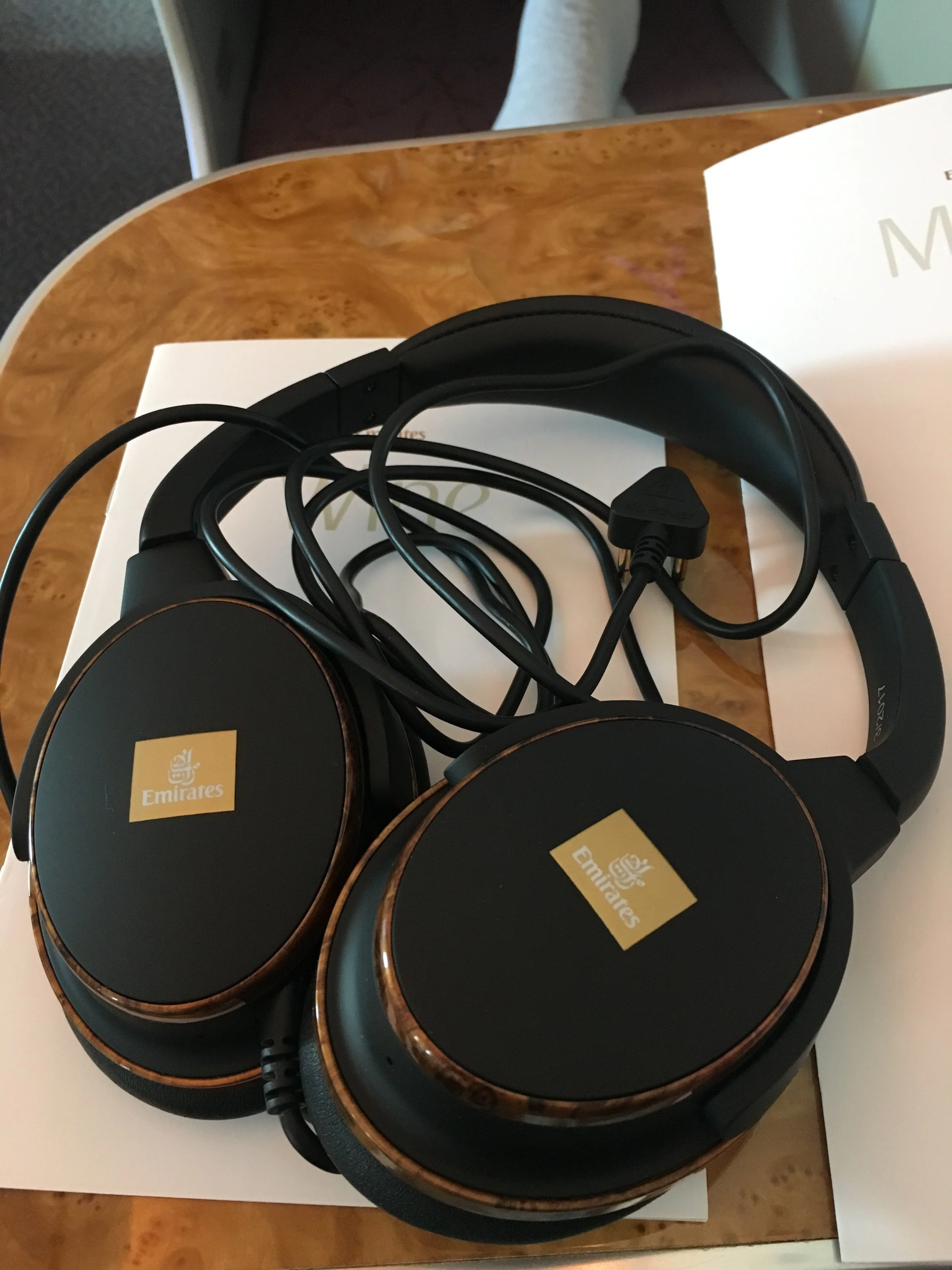 Noise-cancelling headphones