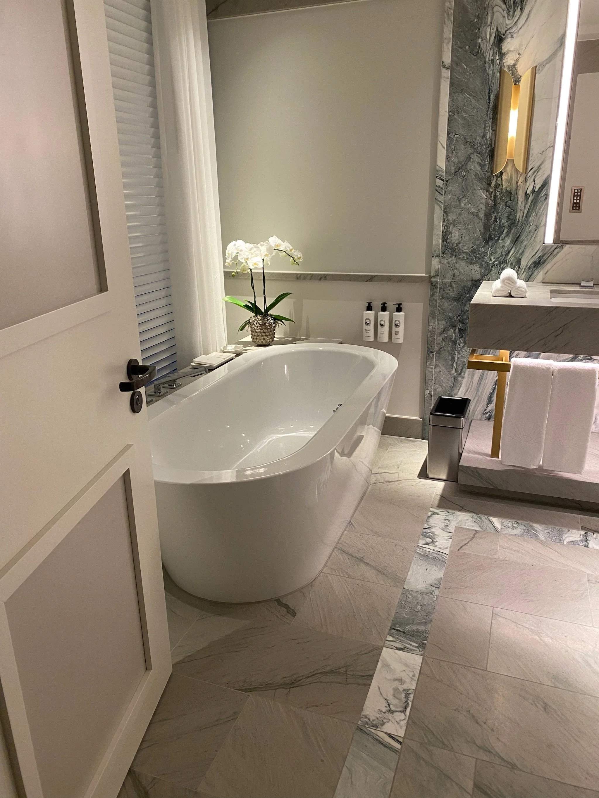 First Look: Mandarin Oriental Zurich