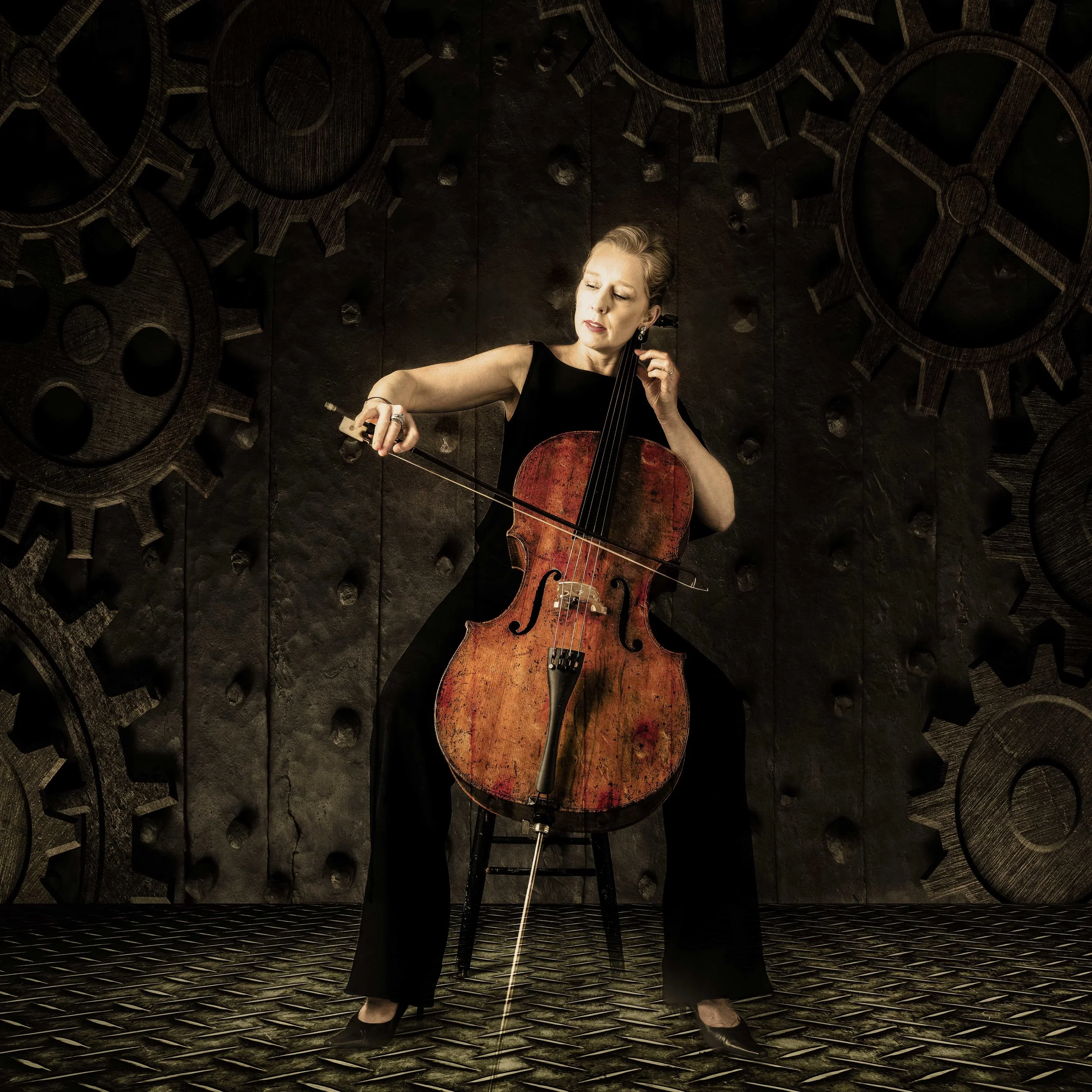 The Cellist - Warm Series 5/6