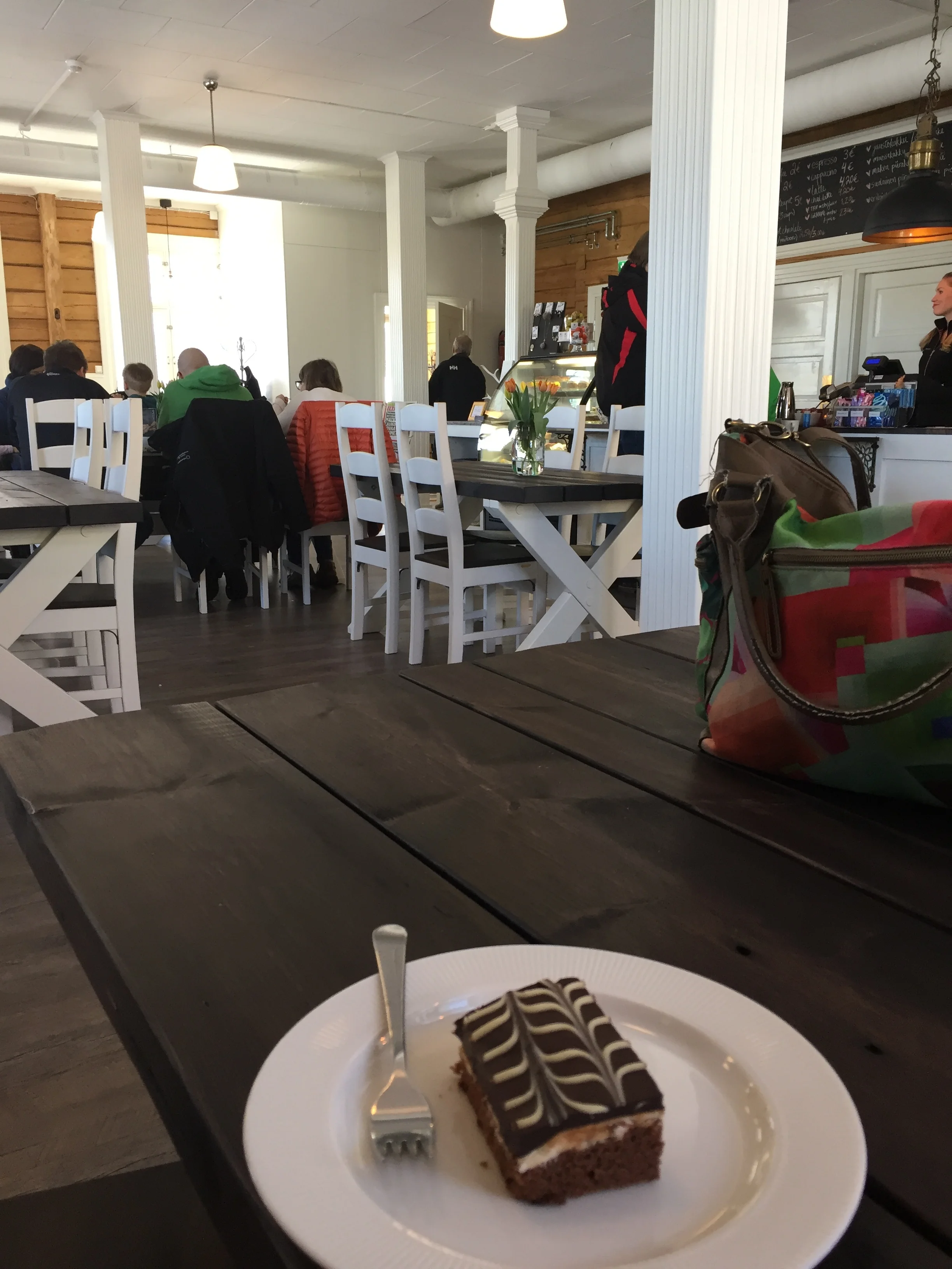 Mitä tapahtui kun tapasin lapsuudenystäväni?