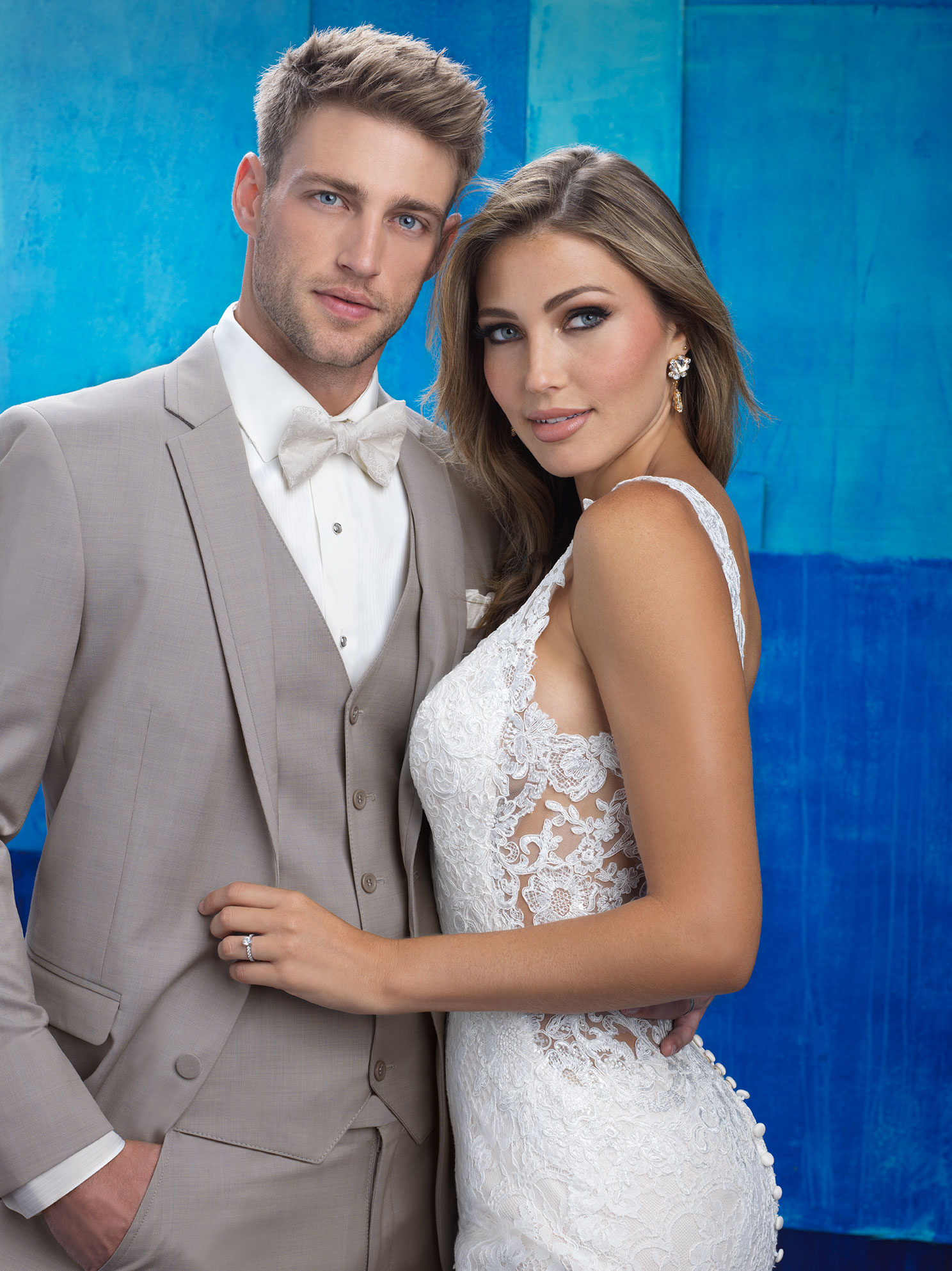 Allure9412C-GreigeTux.jpg