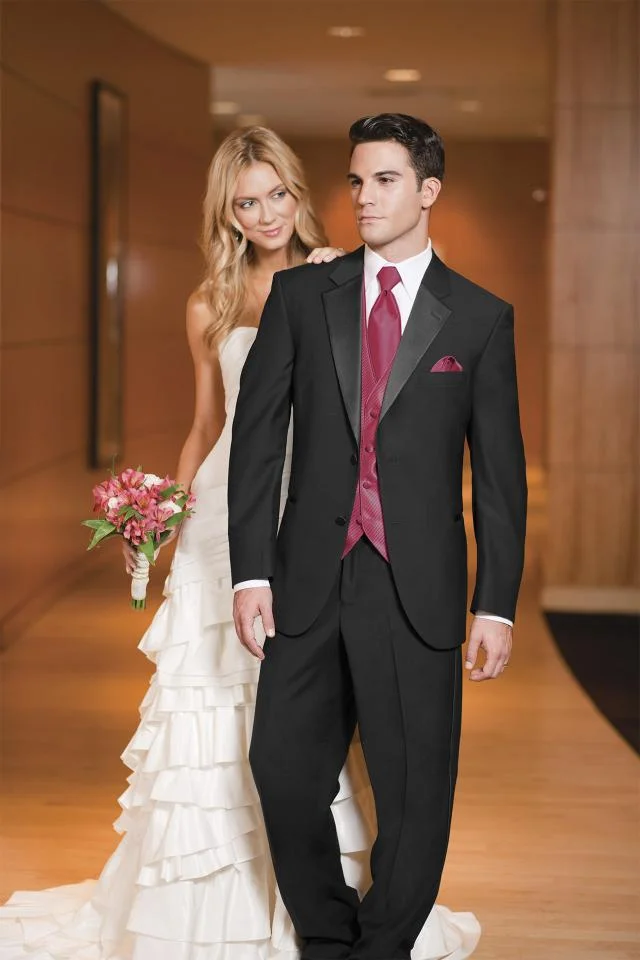 wedding-tuxedo-black-calvin-klein-radnor-912-3.jpg