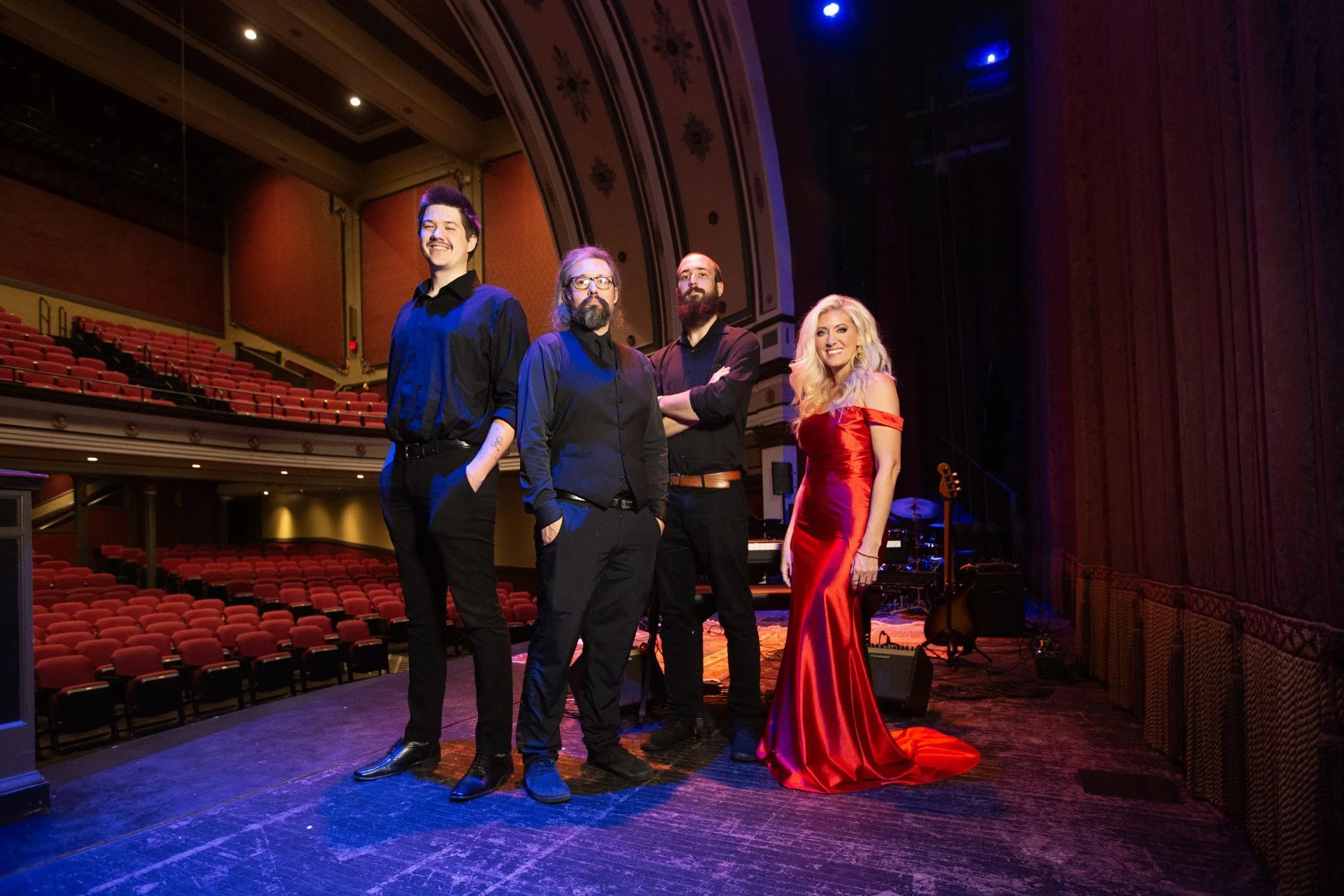 Stephenson's dress spotted 🔍❤️
We are loving @abbiethomasmusic 's holiday tour look!! She is absolutely rocking this vibrant red satin gown from Dave & Johnny featuring a stunning fitted silhouette and dramatic train, found in our eveningwear de