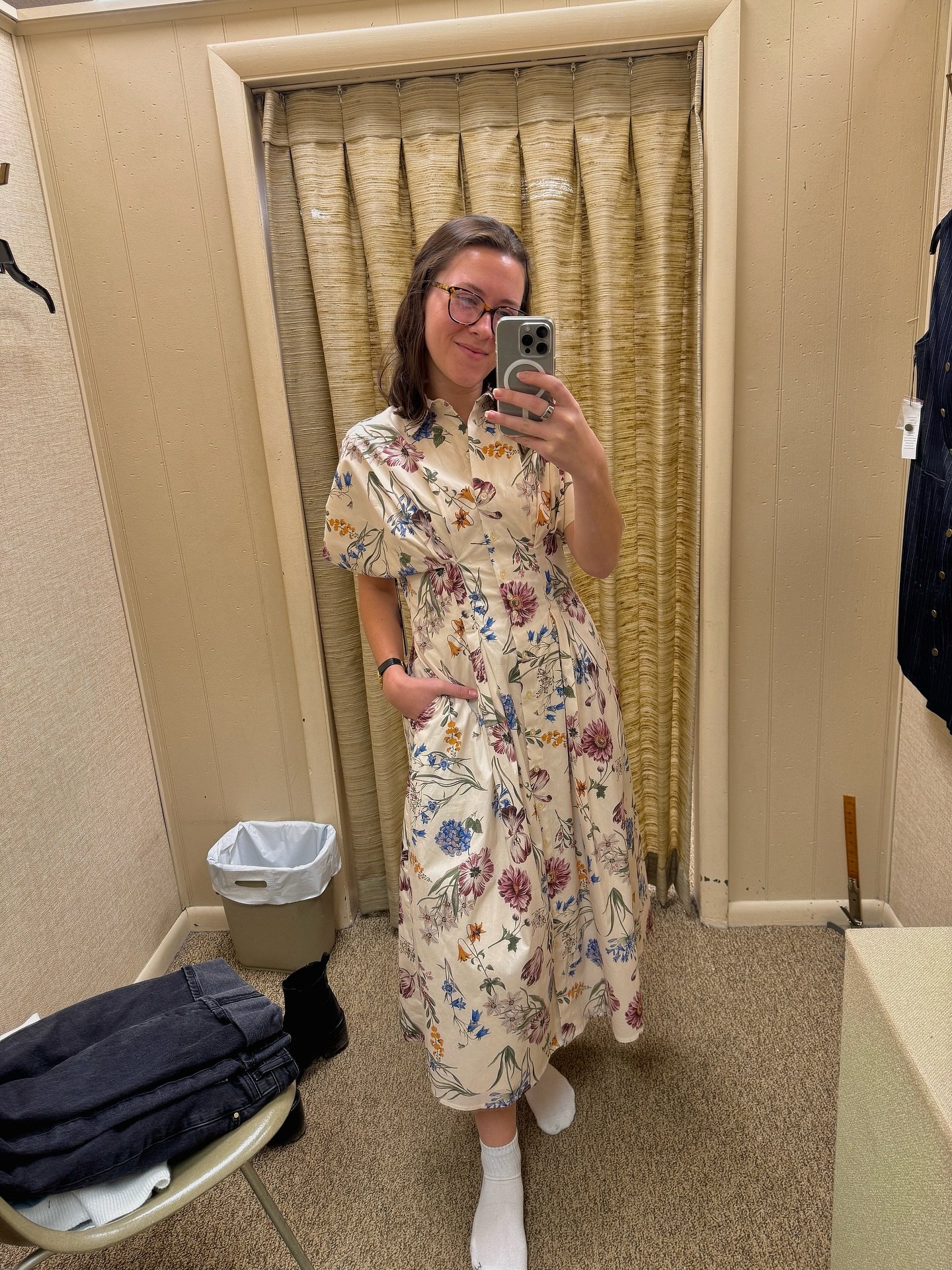 Dress arrivals!! We are loving all of the new spring dresses - stop in soon to check out all of these gorgeous styles!! 

#dress #dressy #spring #springstyle #newarrivals