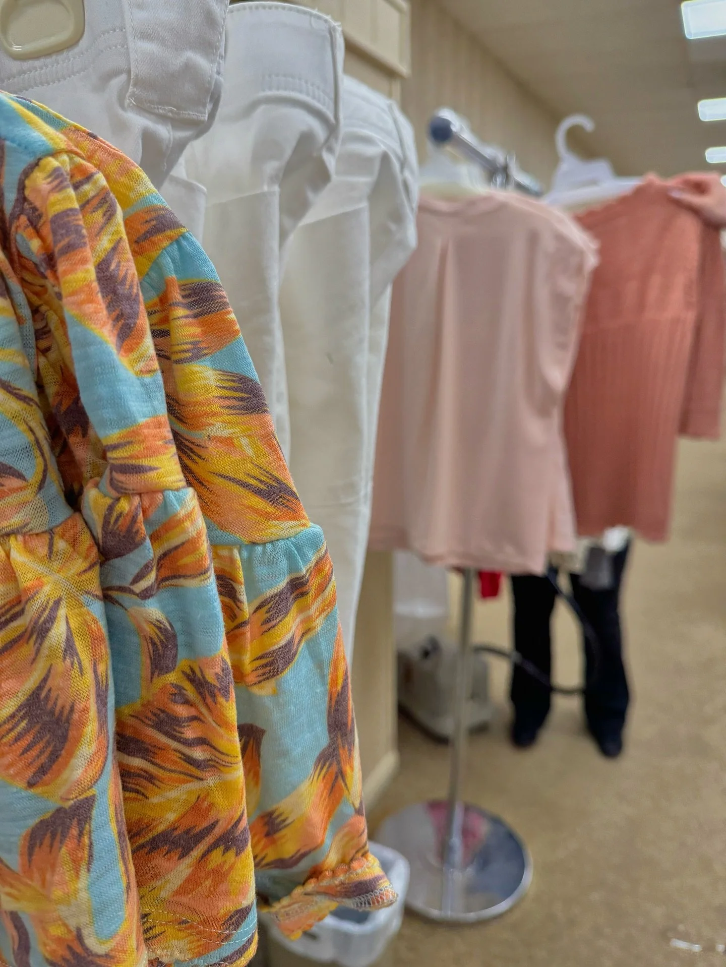 New arrivals 🧡🩵🤍

#spring #springstyle #springfashion #warm #weekendvibes