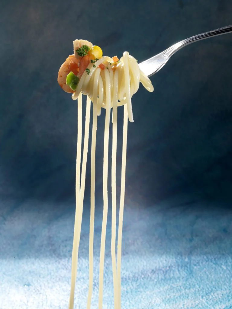 GASTRONOMIA-Espagetti-en-tenedor-768x1024.jpg
