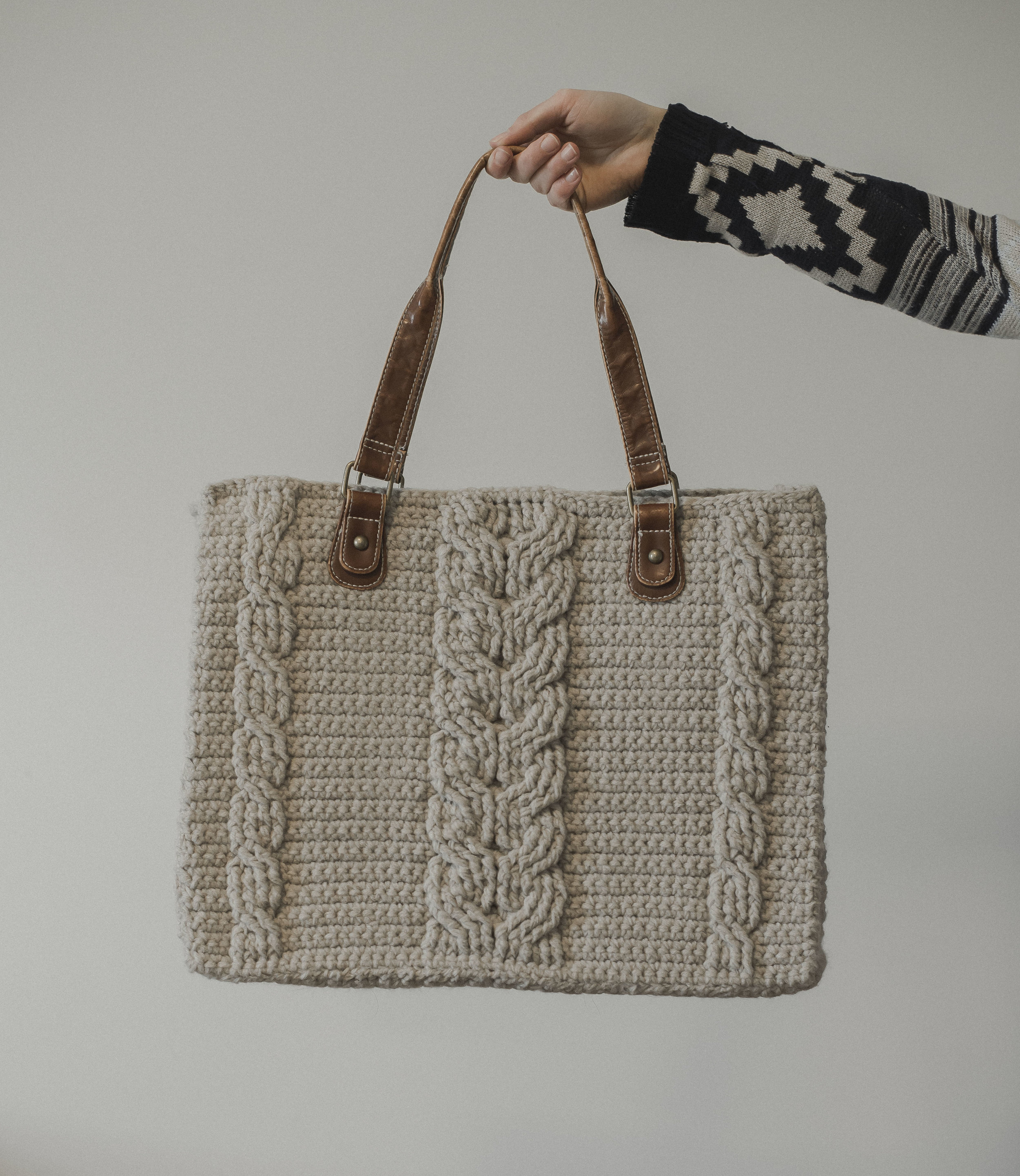 Crochet Pattern - Ladies Braided Cables Tote Bag A0137